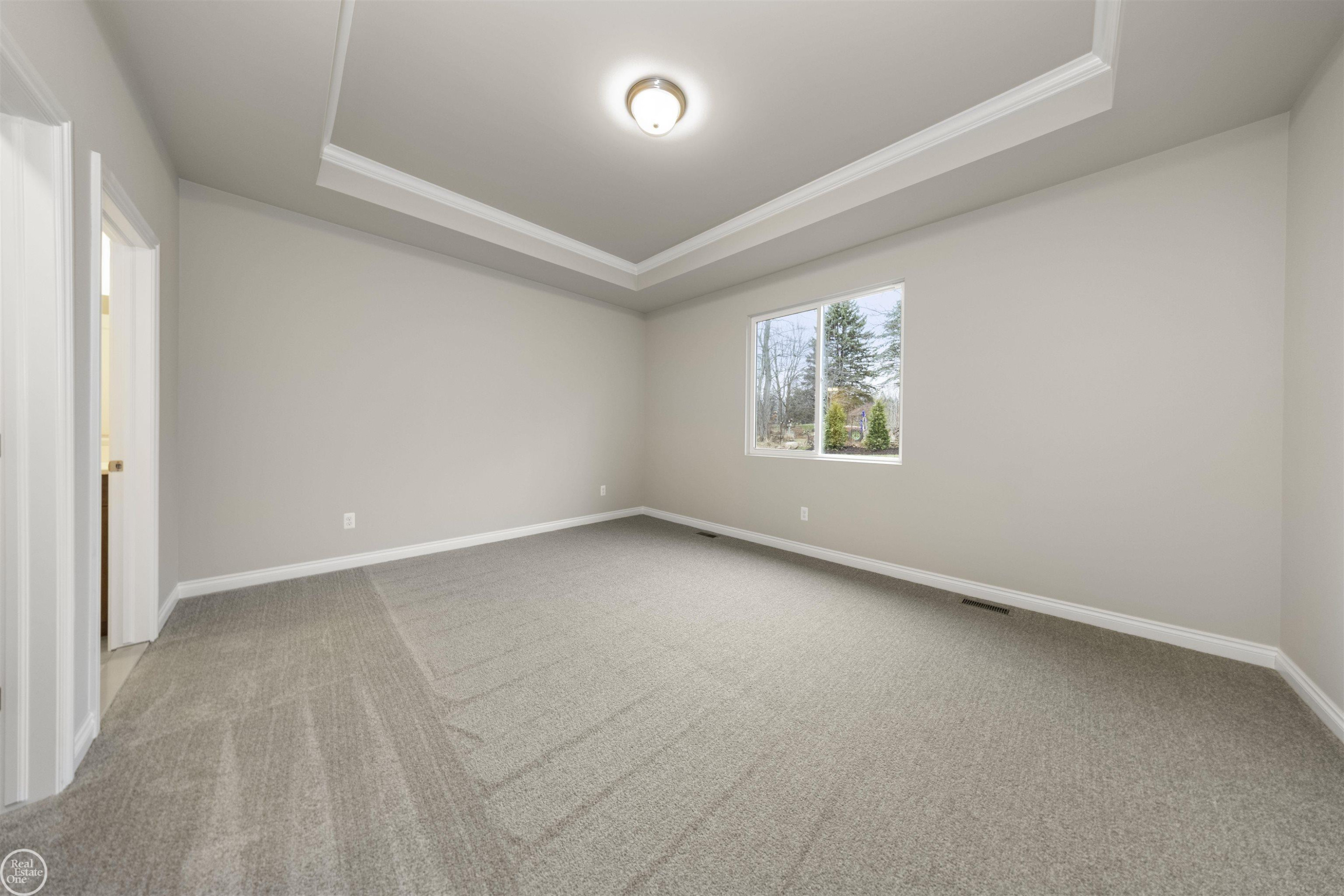 1134 Julian Court, Waterford, MI 48327 — Photo 22