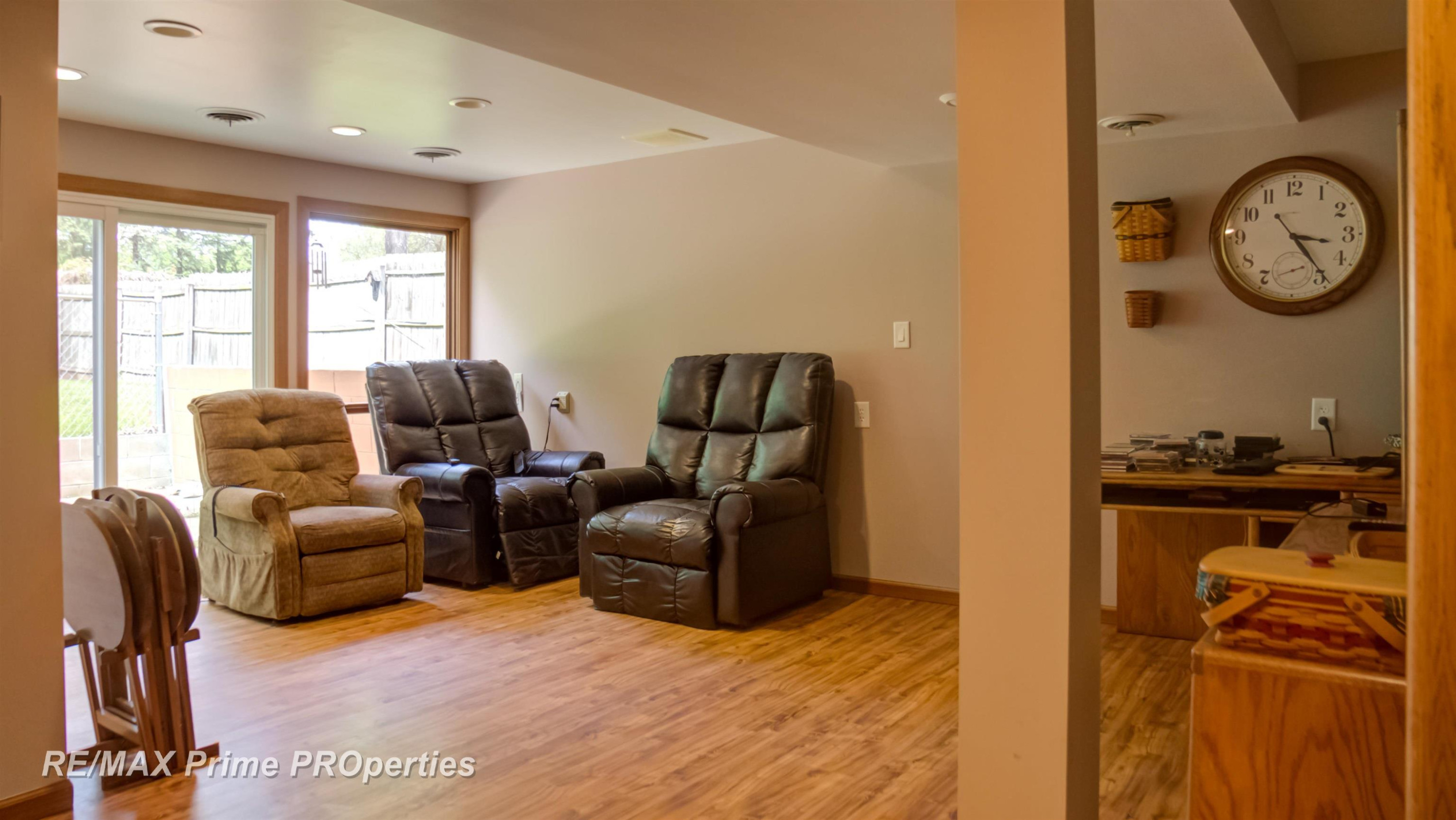 1062 Orth Road, Saginaw, MI 48601 — Photo 23