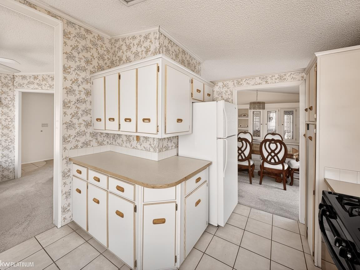 20738 Gaslight Drive, Clinton Twp, MI 48036 — Photo 11