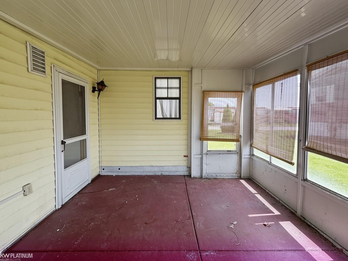 20738 Gaslight Drive, Clinton Twp, MI 48036 — Photo 30