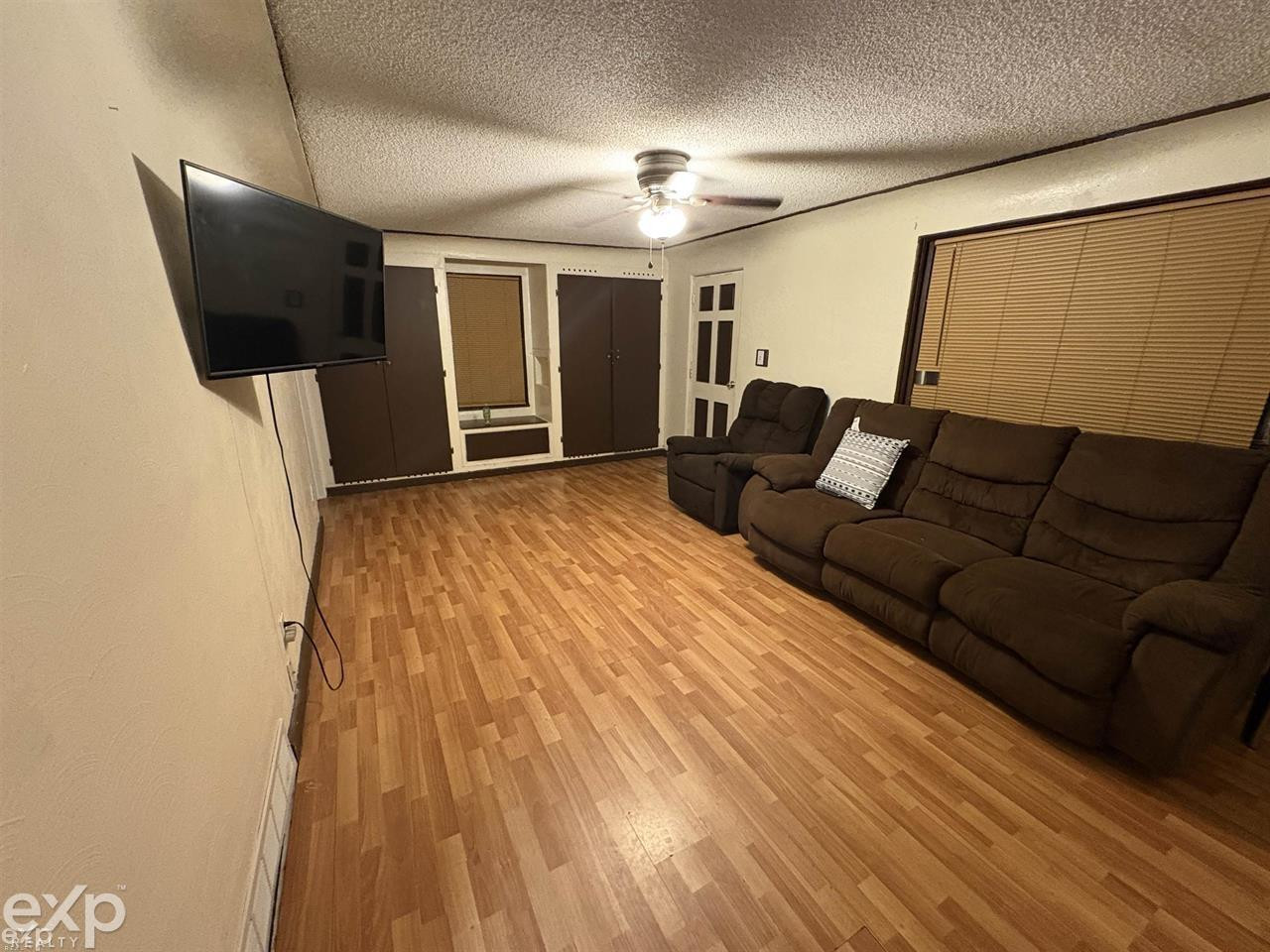 704 Bay Road, Bay City, MI 48706 — Photo 9