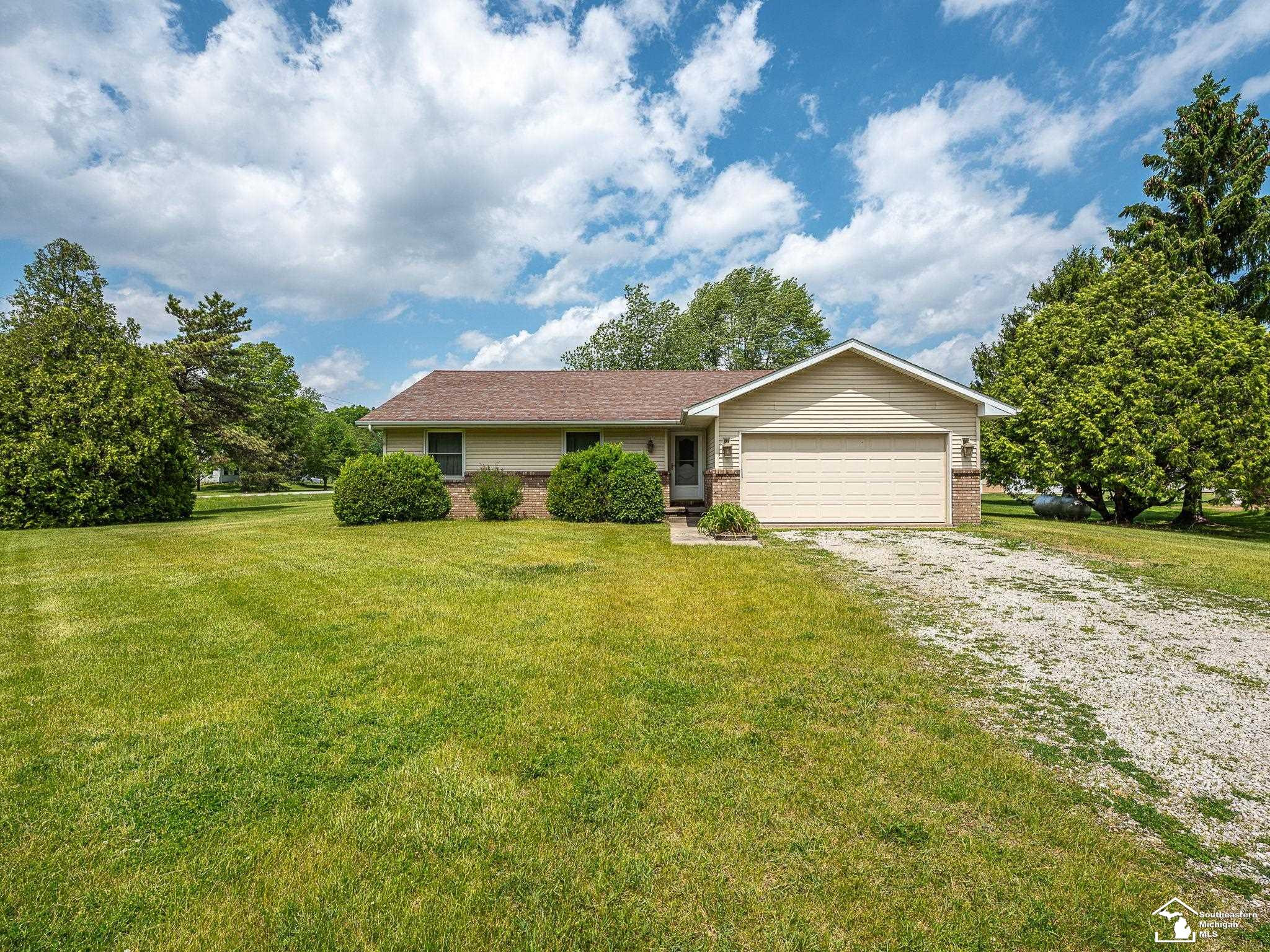14790 Ida Center Road, Petersburg, MI 49270 — front exterior