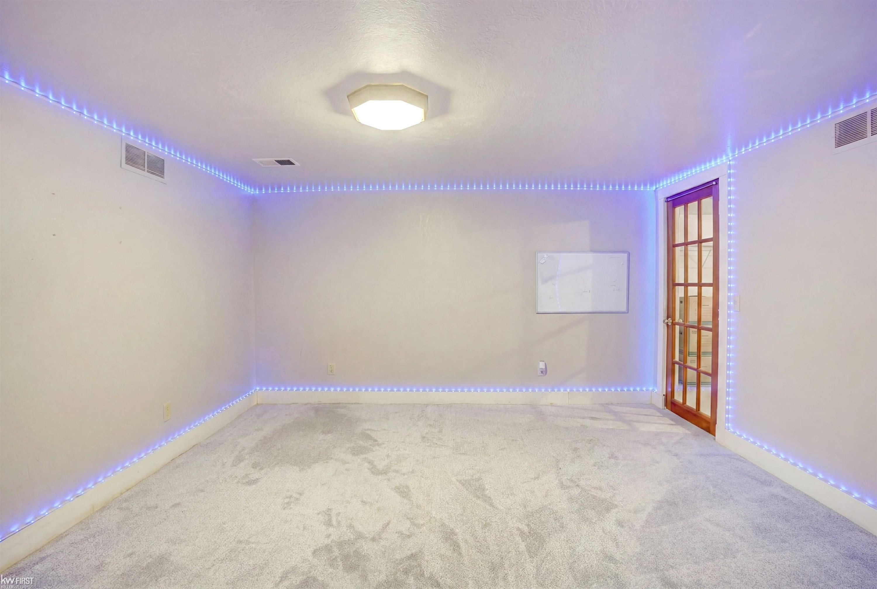 5311 Crestwood Drive, Grand Blanc, MI 48439 — Photo 28