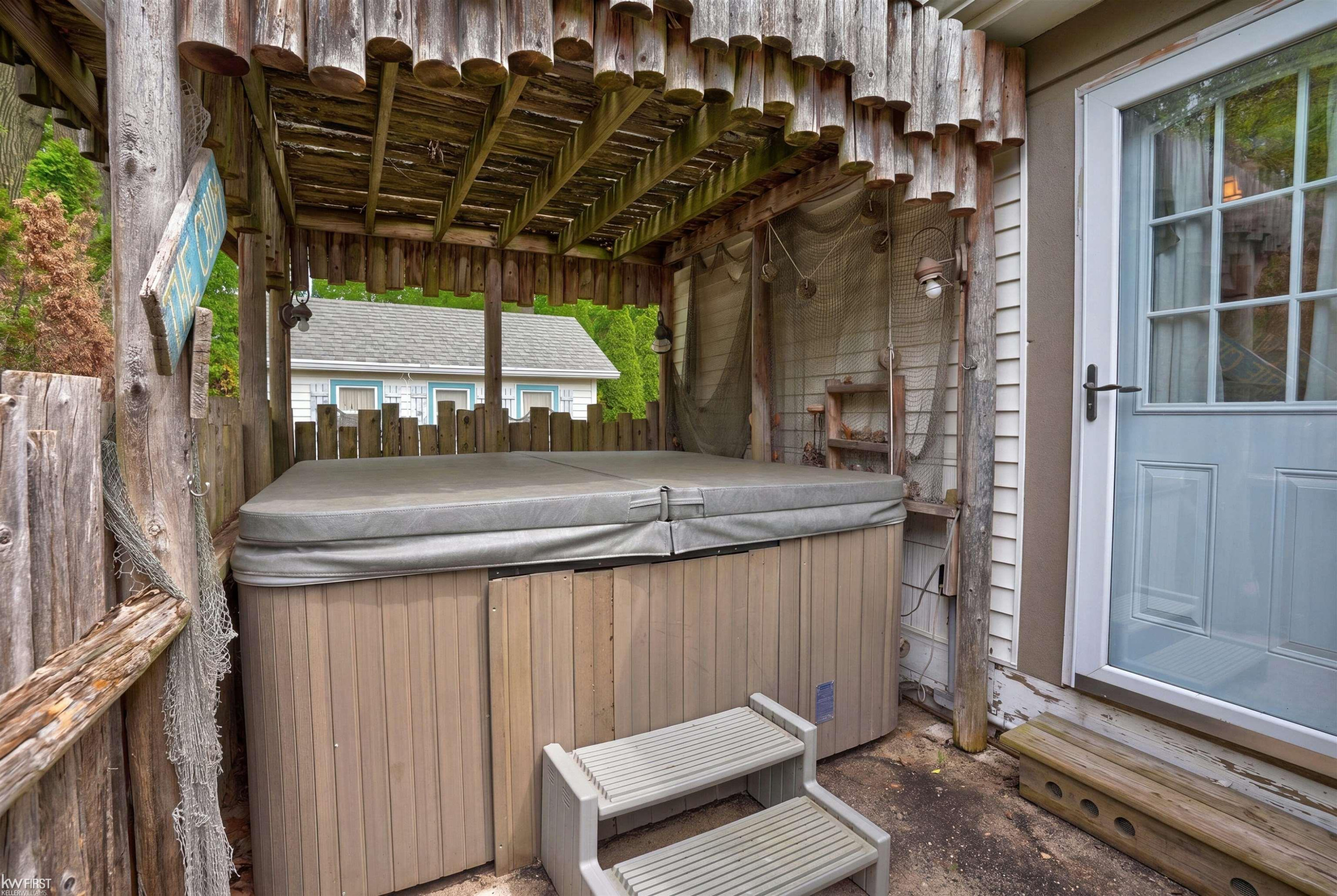 5311 Crestwood Drive, Grand Blanc, MI 48439 — Photo 34