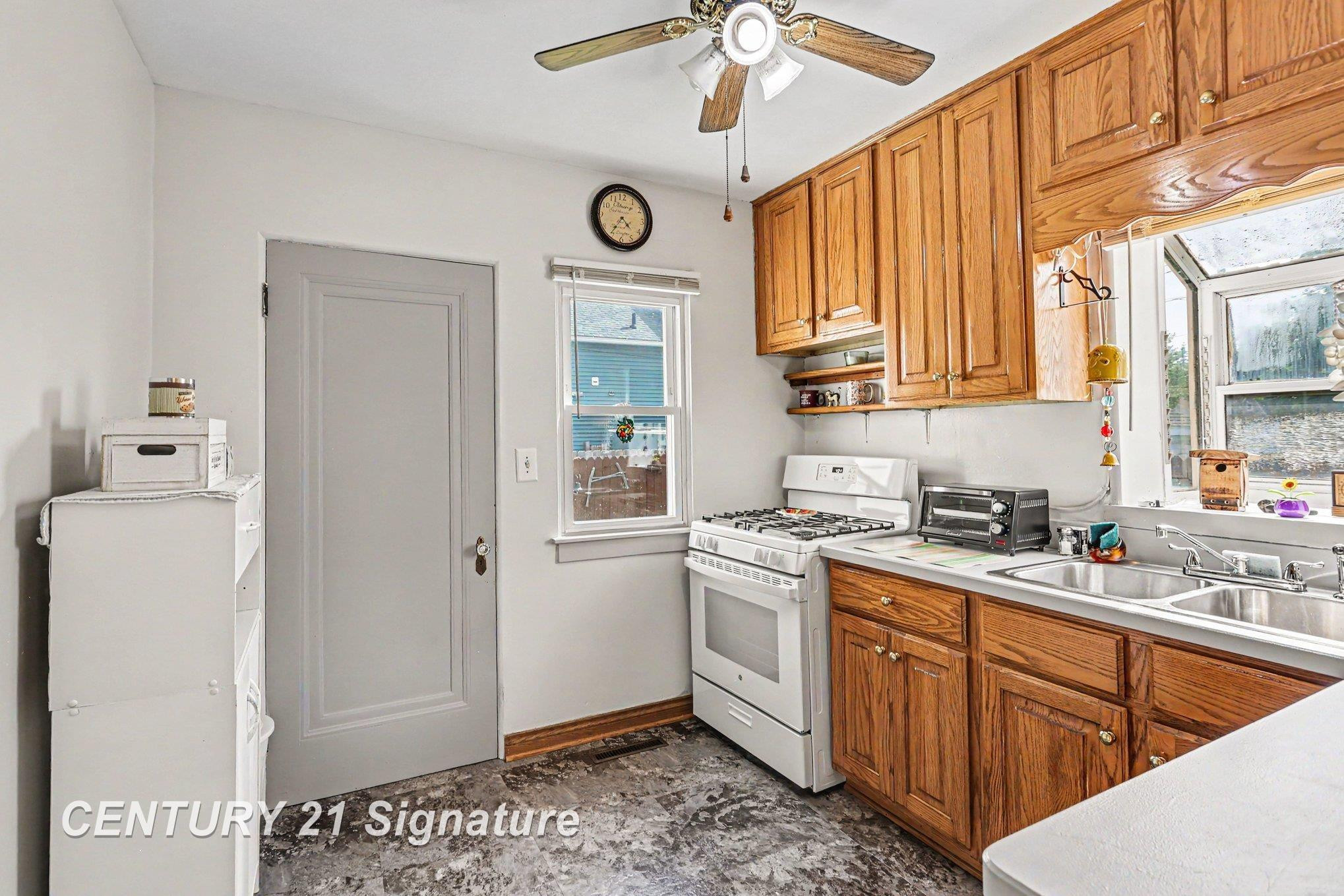 705 W Jenny Street, Bay City, MI 48706 — Photo 9