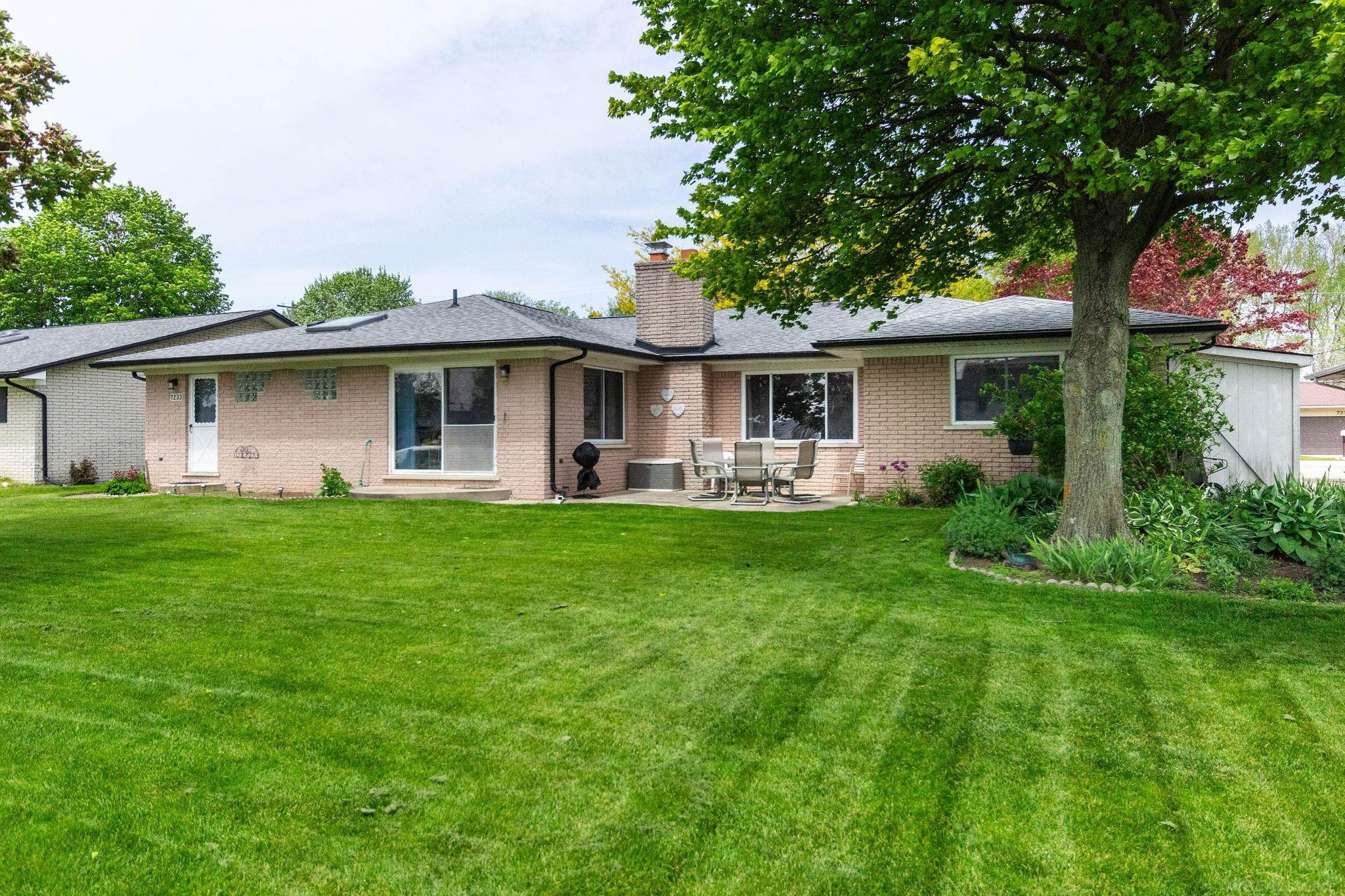 7233 Flamingo Street, Algonac, MI 48001 — Photo 4