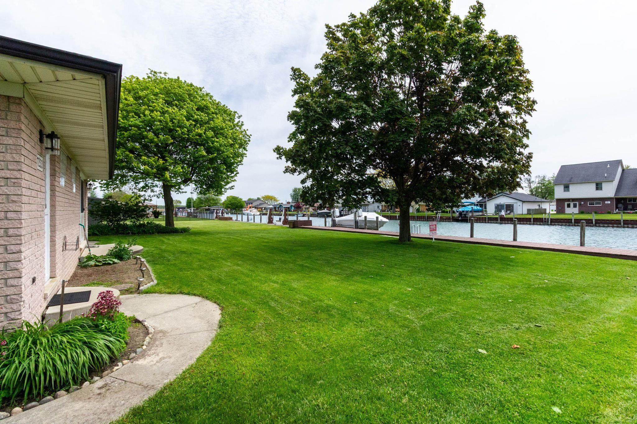 7233 Flamingo Street, Algonac, MI 48001 — Photo 42