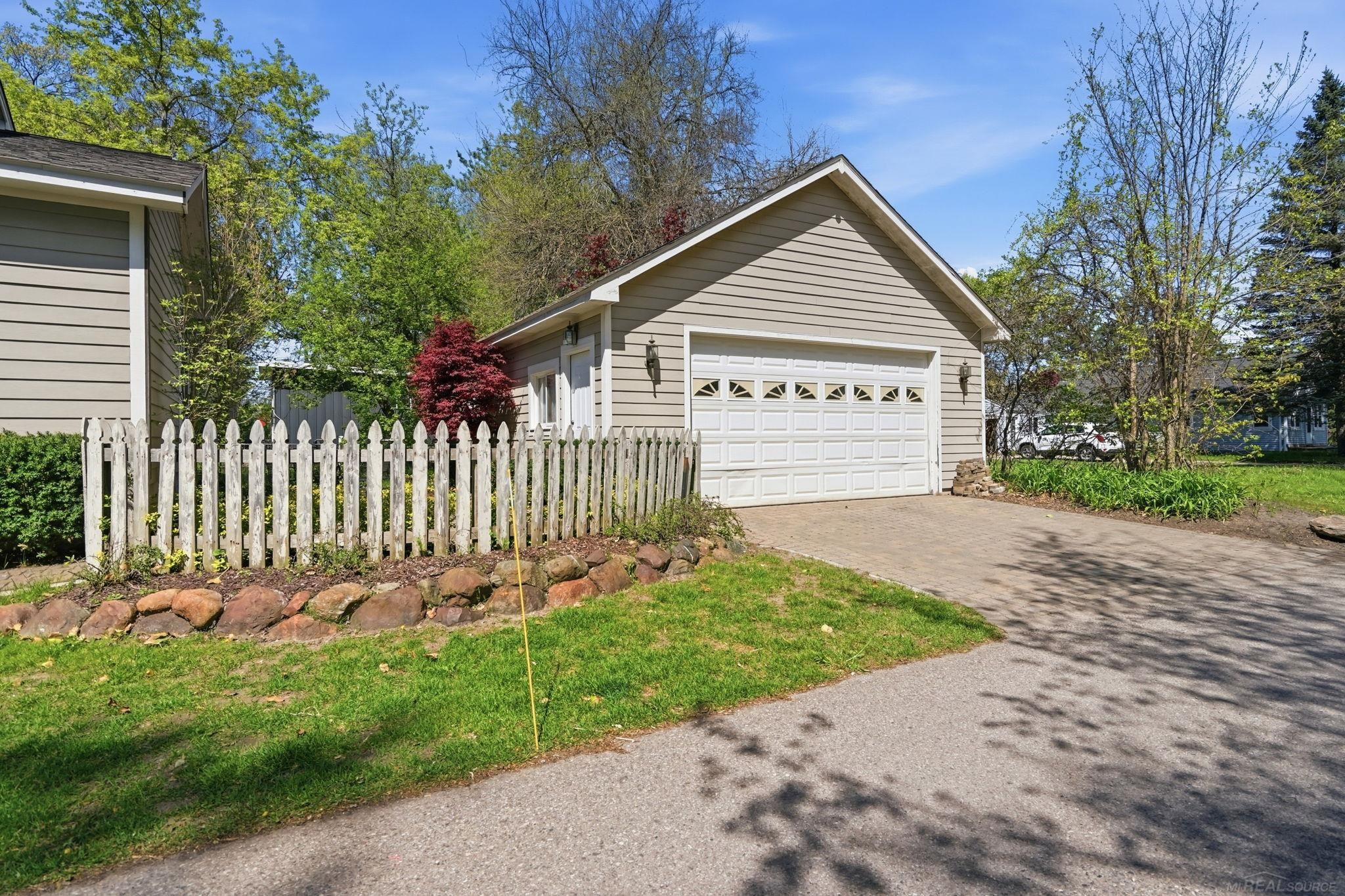 776 Heights Road, Lake Orion, MI 48362 — Photo 6