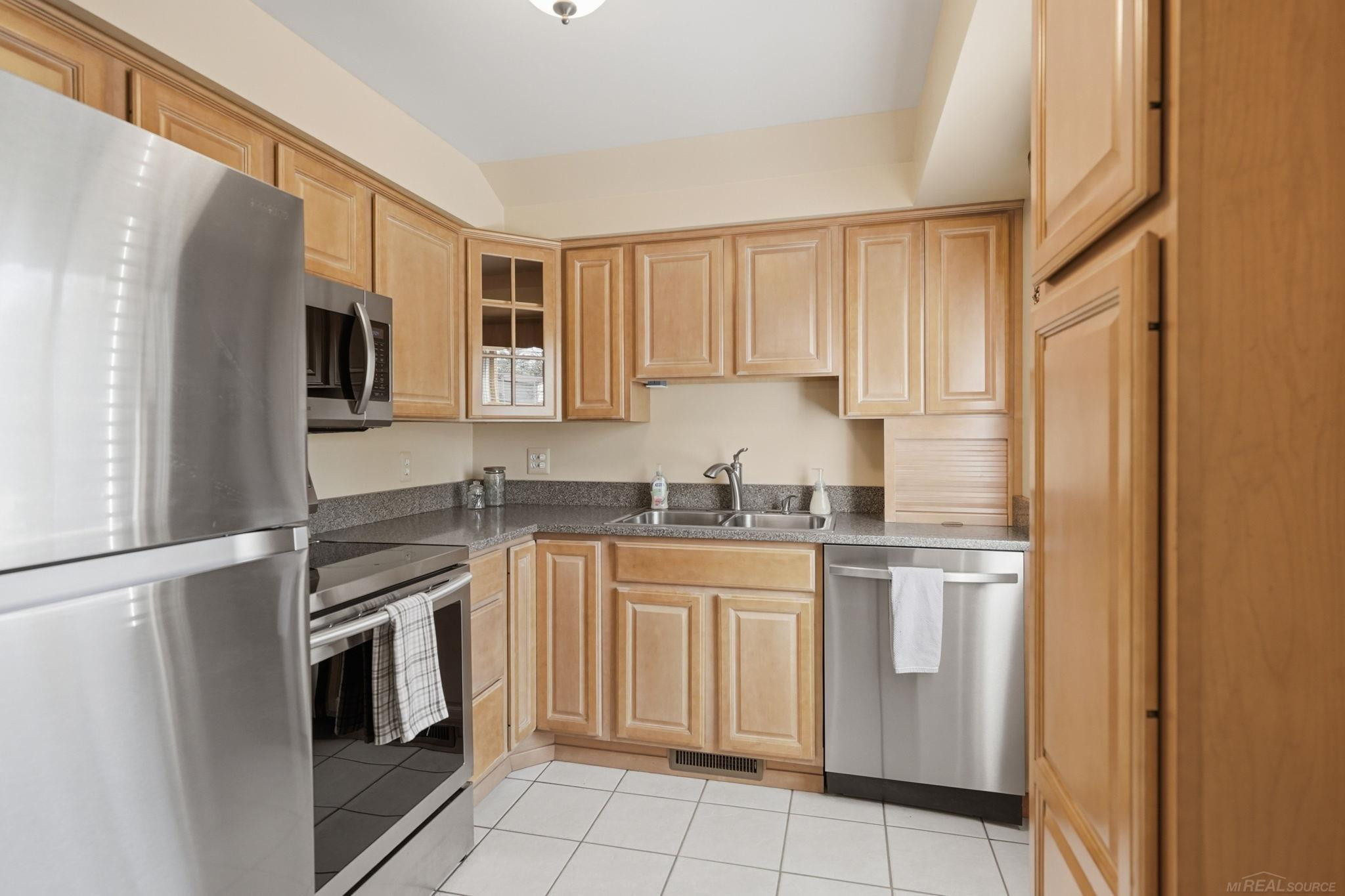 776 Heights Road, Lake Orion, MI 48362 — Photo 21