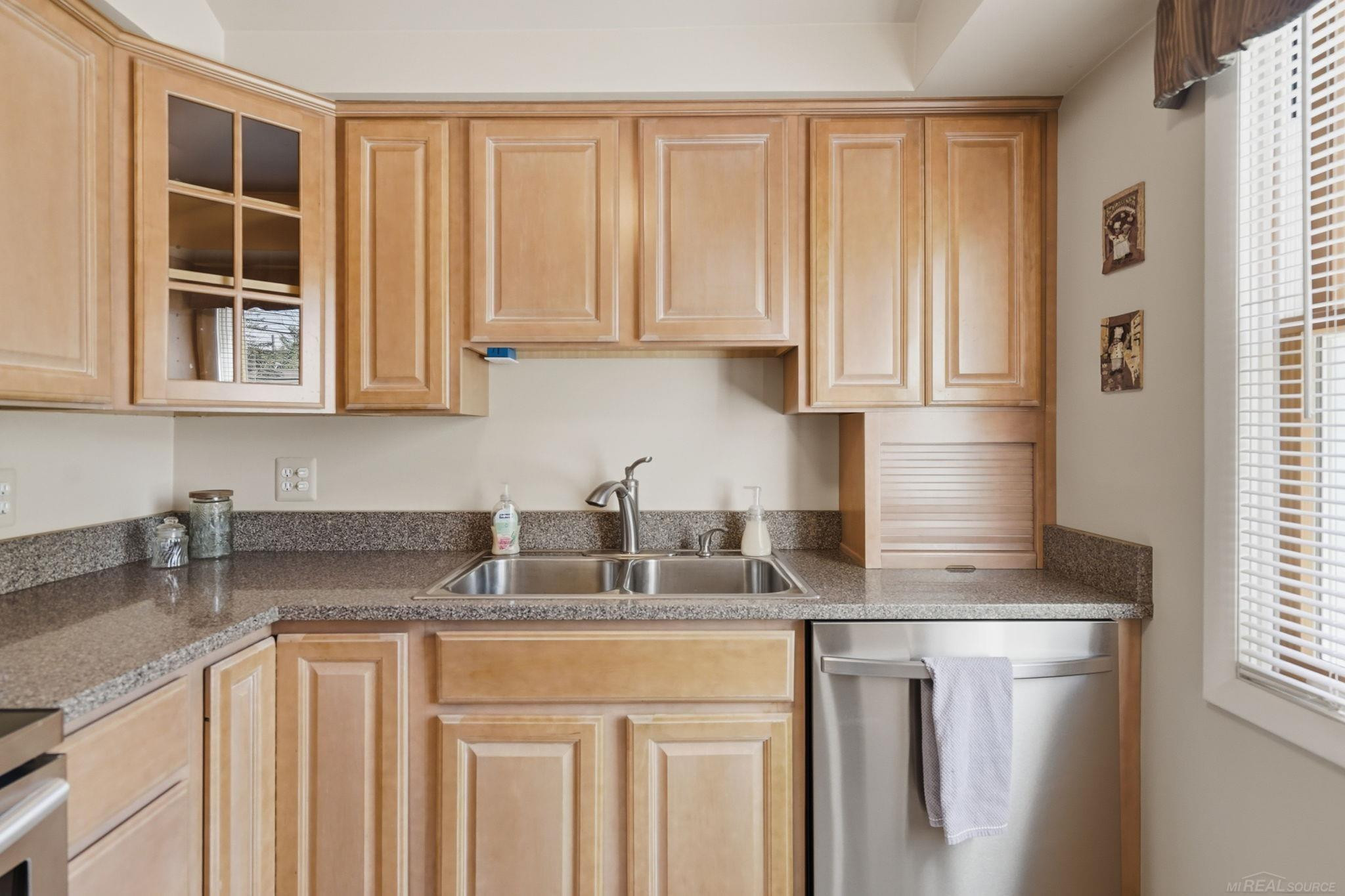 776 Heights Road, Lake Orion, MI 48362 — Photo 22