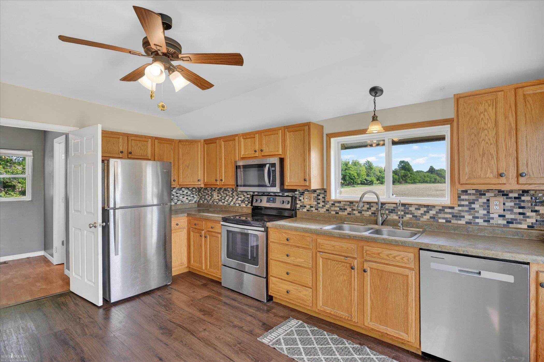 3705 Shaftsburg Road, Laingsburg, MI 48848 — Photo 2