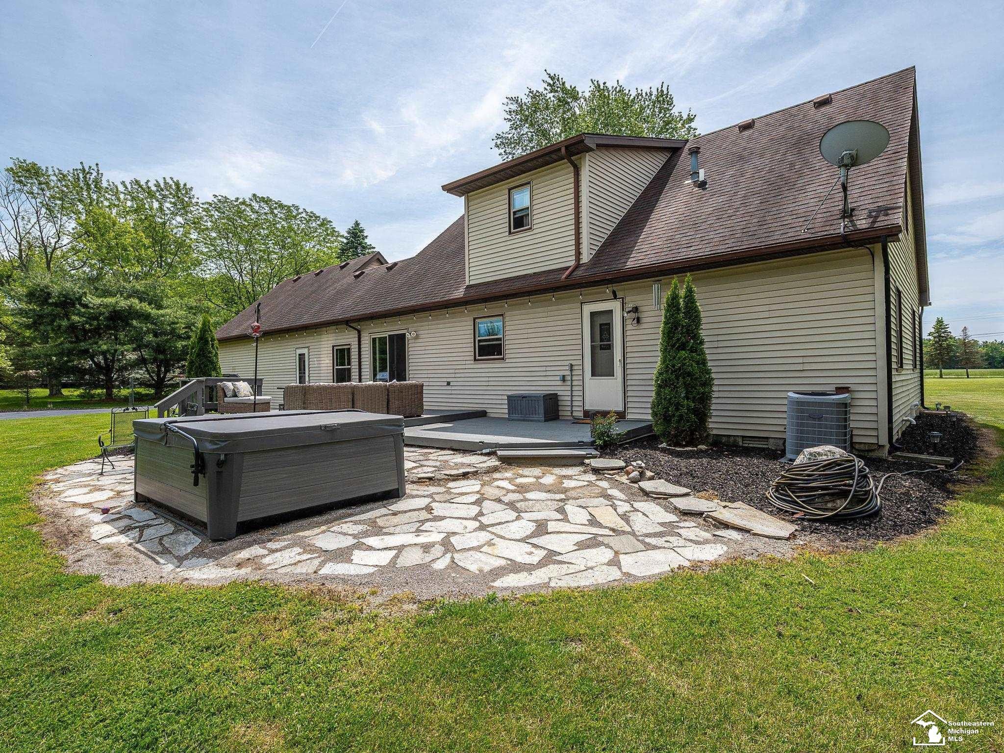 14060 Todd Road, Petersburg, MI 49270 — Photo 9