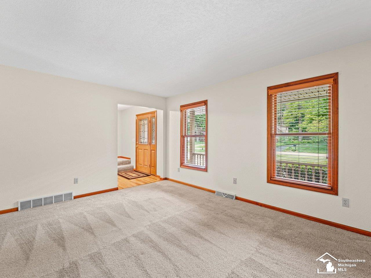7058 Wildwood Drive, Temperance, MI 48182 — Photo 6