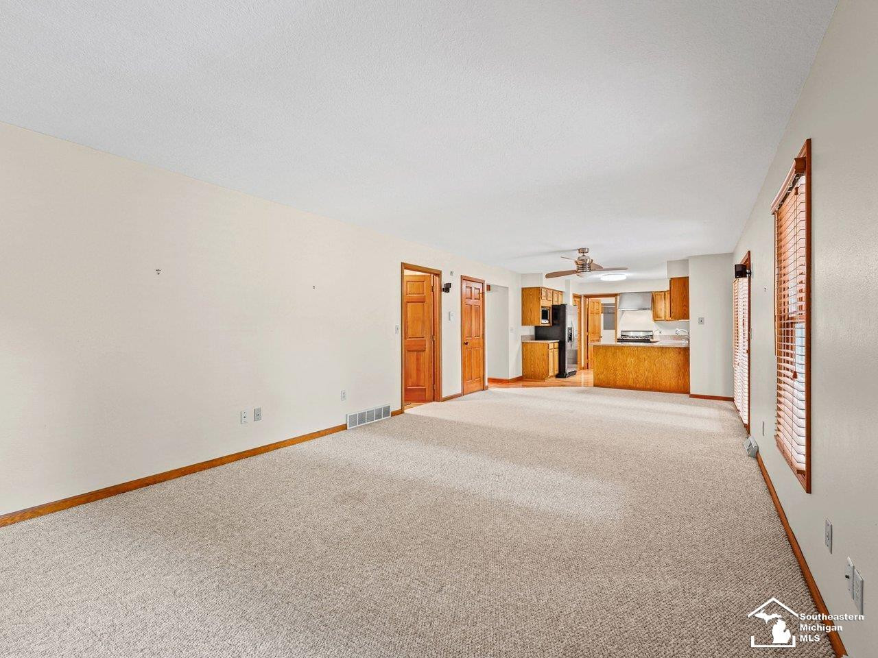 7058 Wildwood Drive, Temperance, MI 48182 — Photo 12