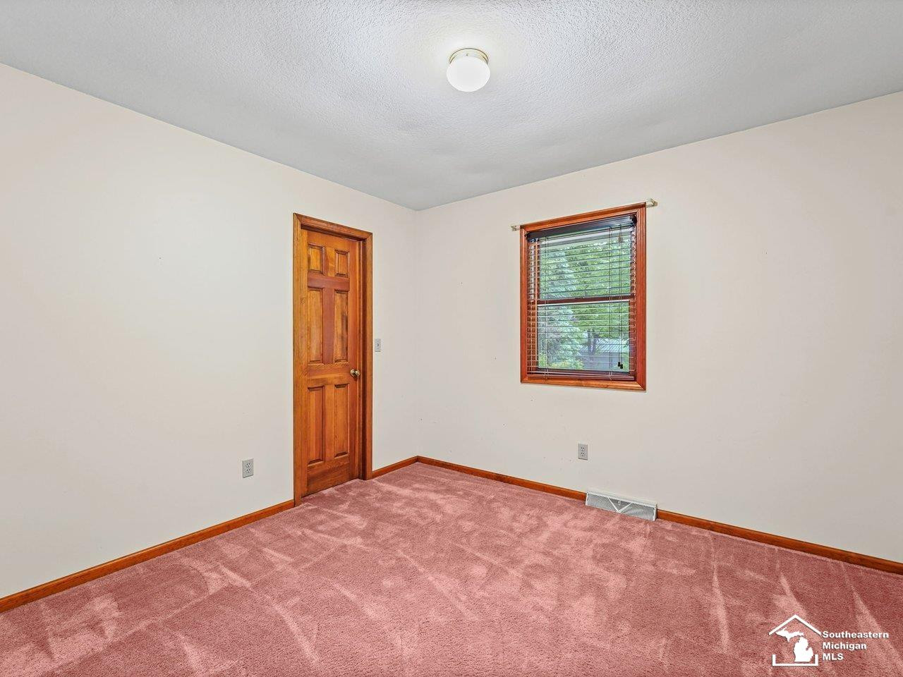 7058 Wildwood Drive, Temperance, MI 48182 — Photo 30