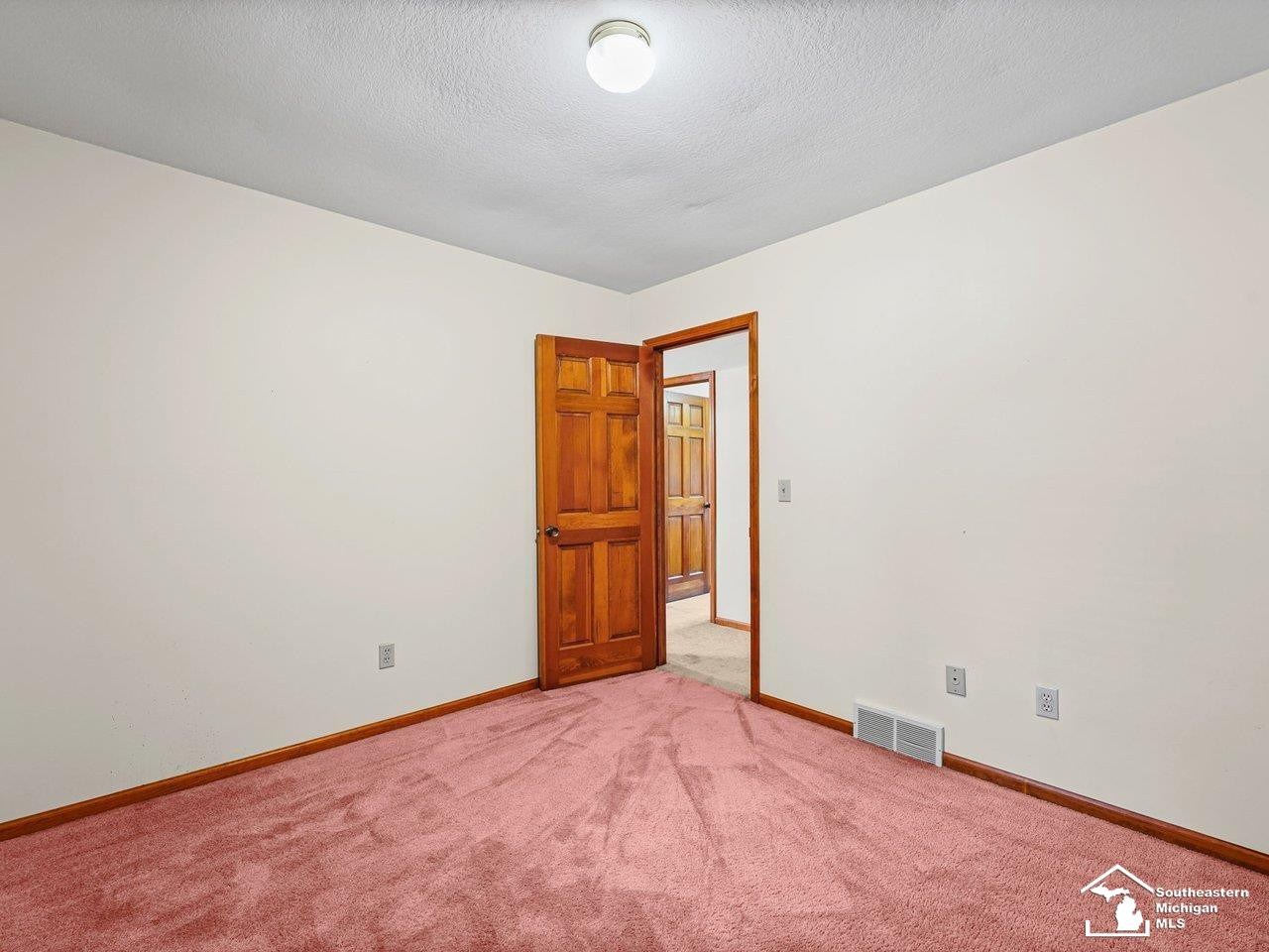 7058 Wildwood Drive, Temperance, MI 48182 — Photo 31