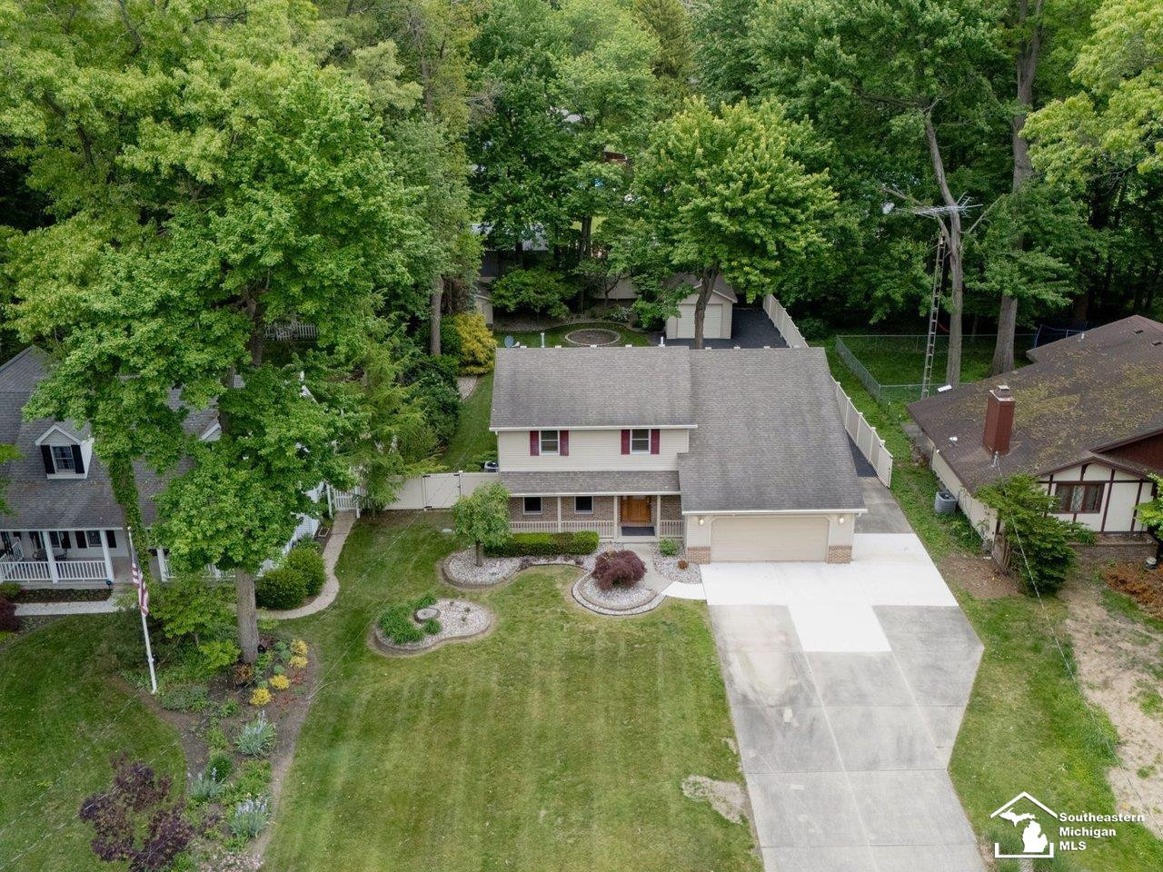 7058 Wildwood Drive, Temperance, MI 48182 — Photo 46