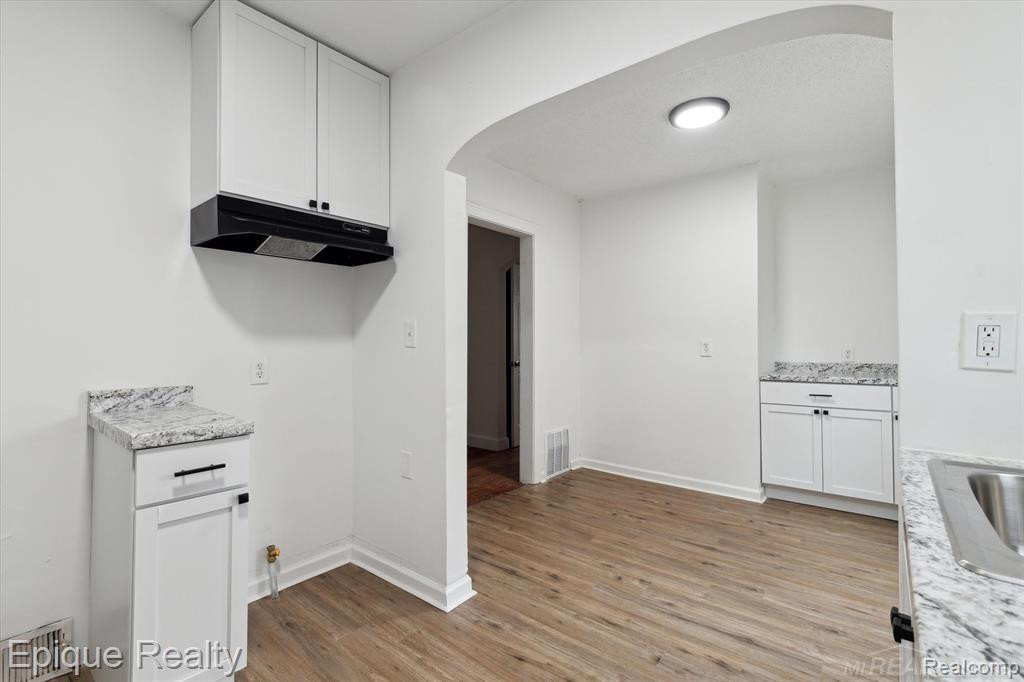 10801 Haverhill Street, Detroit, MI 48224 — Photo 5