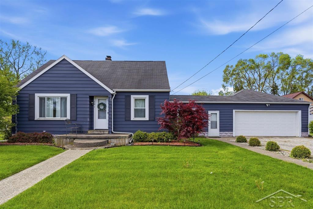 301 Church Street, Auburn, MI 48611