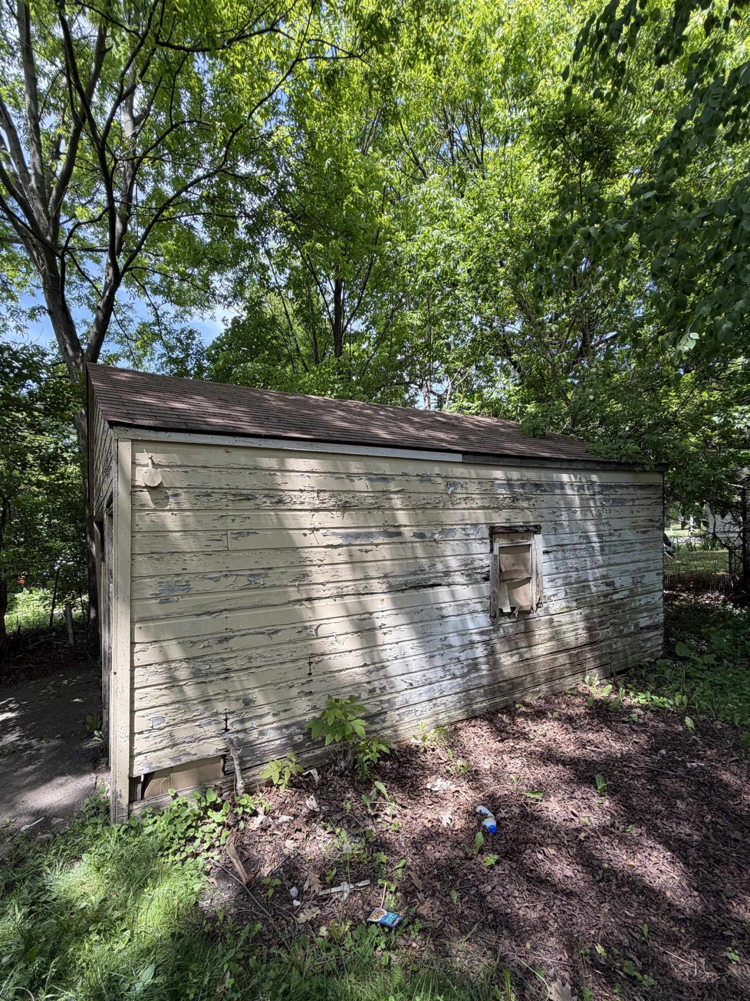 4026 Race Street, Flint, MI 48504 — Photo 4