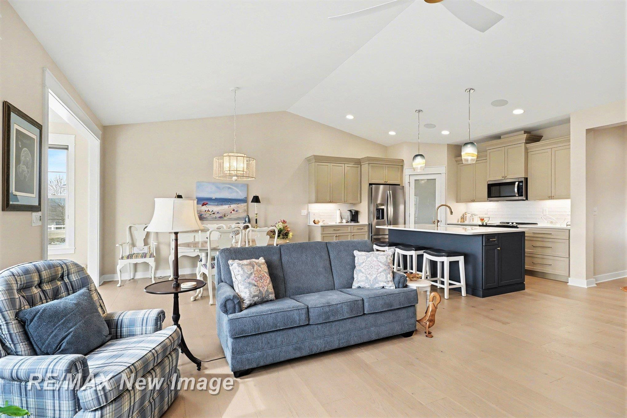 419 Copper Leaf Court, Midland, MI 48642 — Photo 4