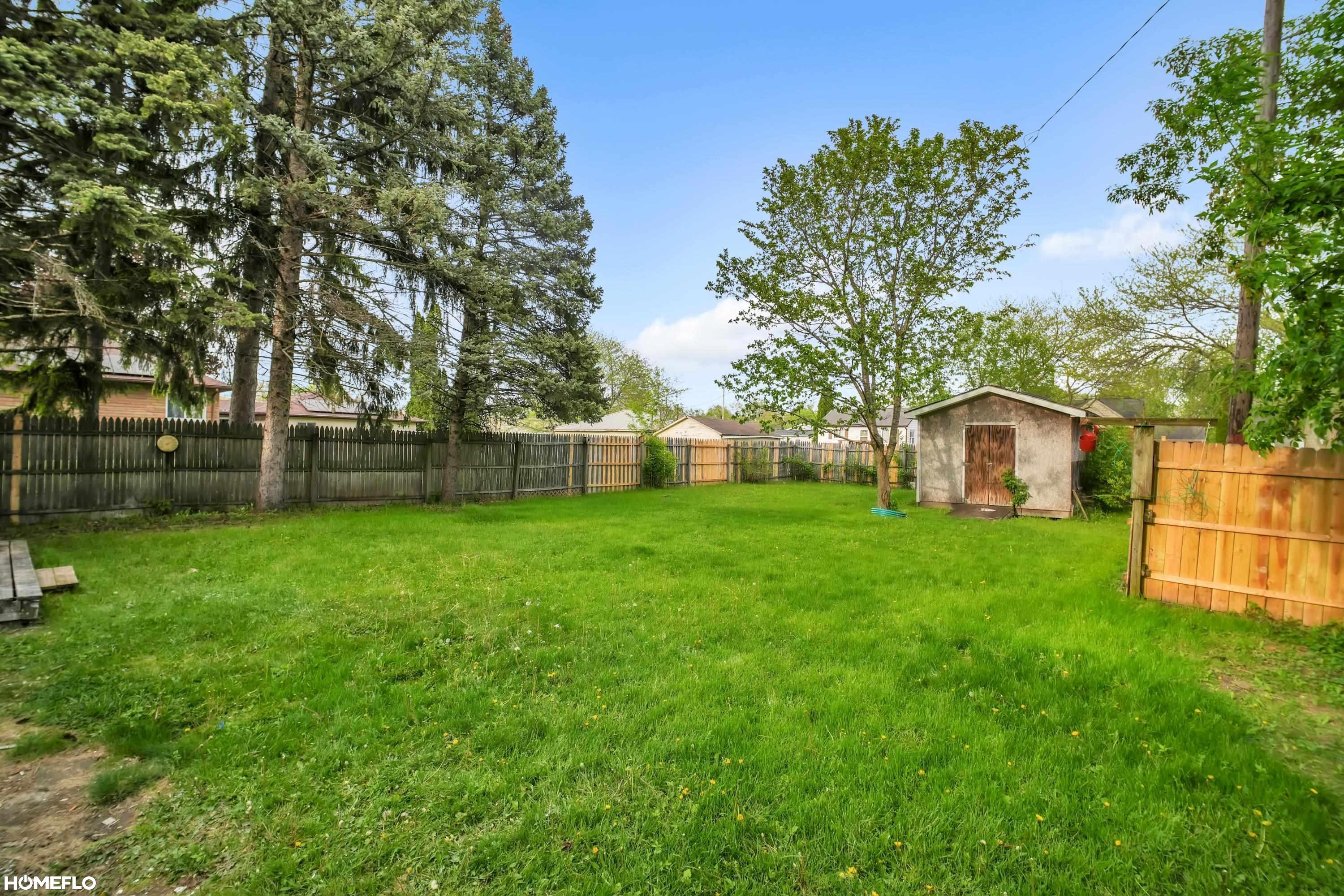 517 RHODES Street, Pinconning, MI 48650 — Photo 5
