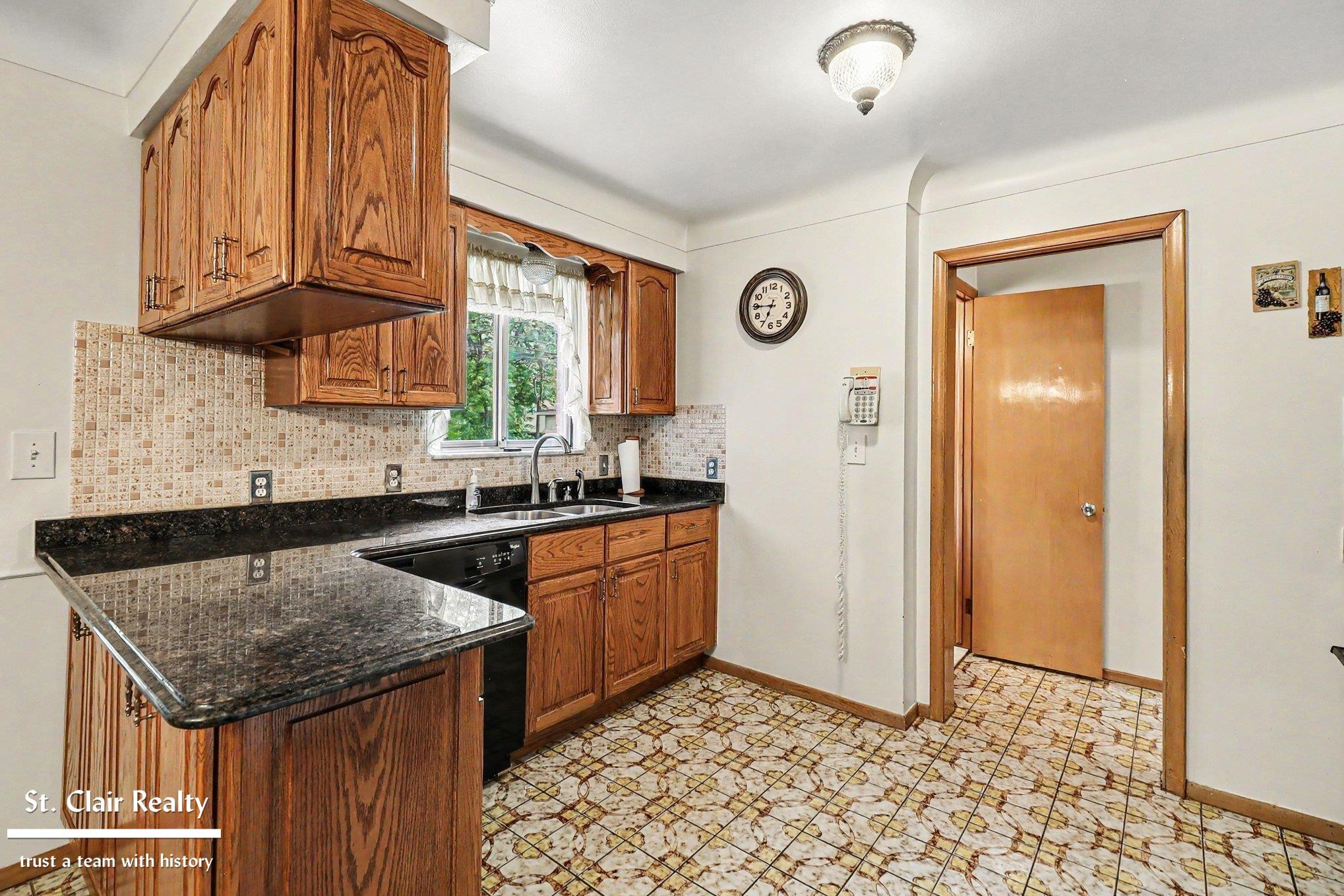 17114 Wilson Avenue, Eastpointe, MI 48021 — Photo 5