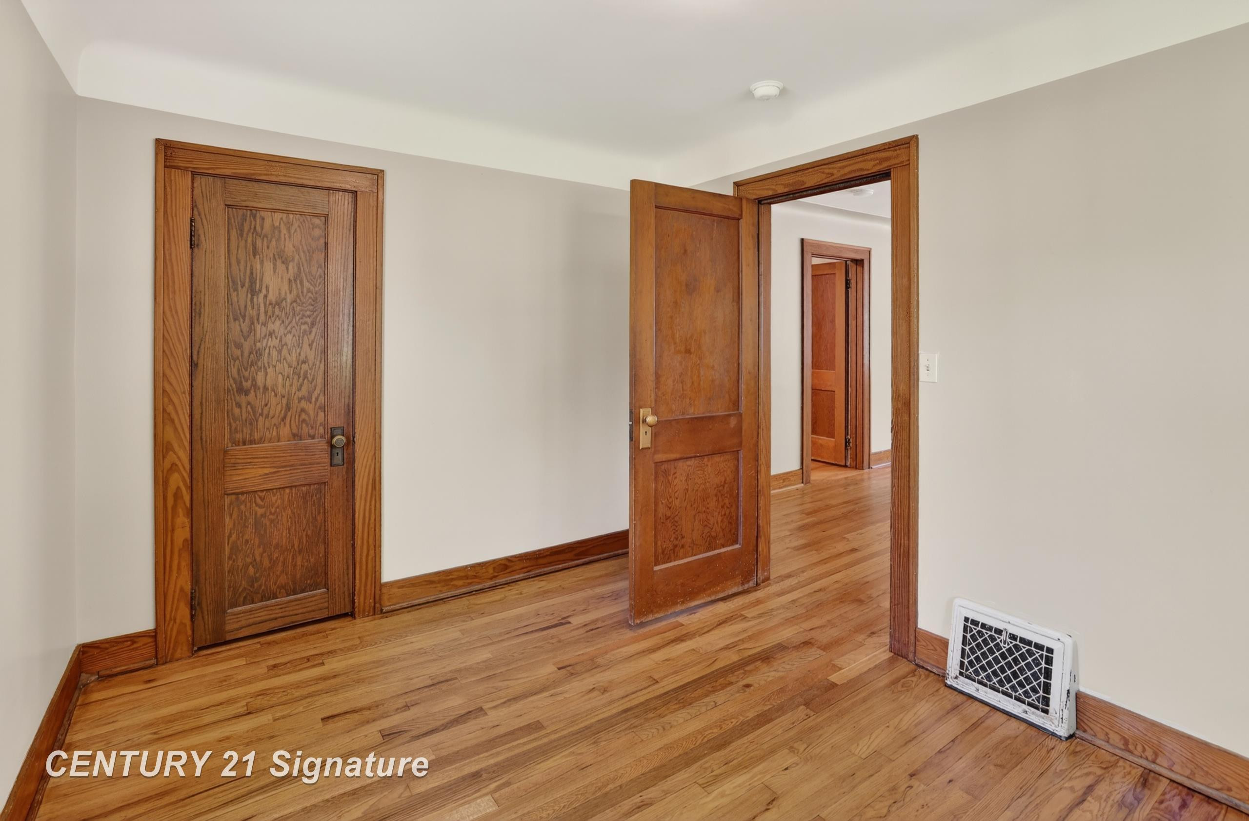 1202 Jerome Street, Midland, MI 48640 — Photo 13