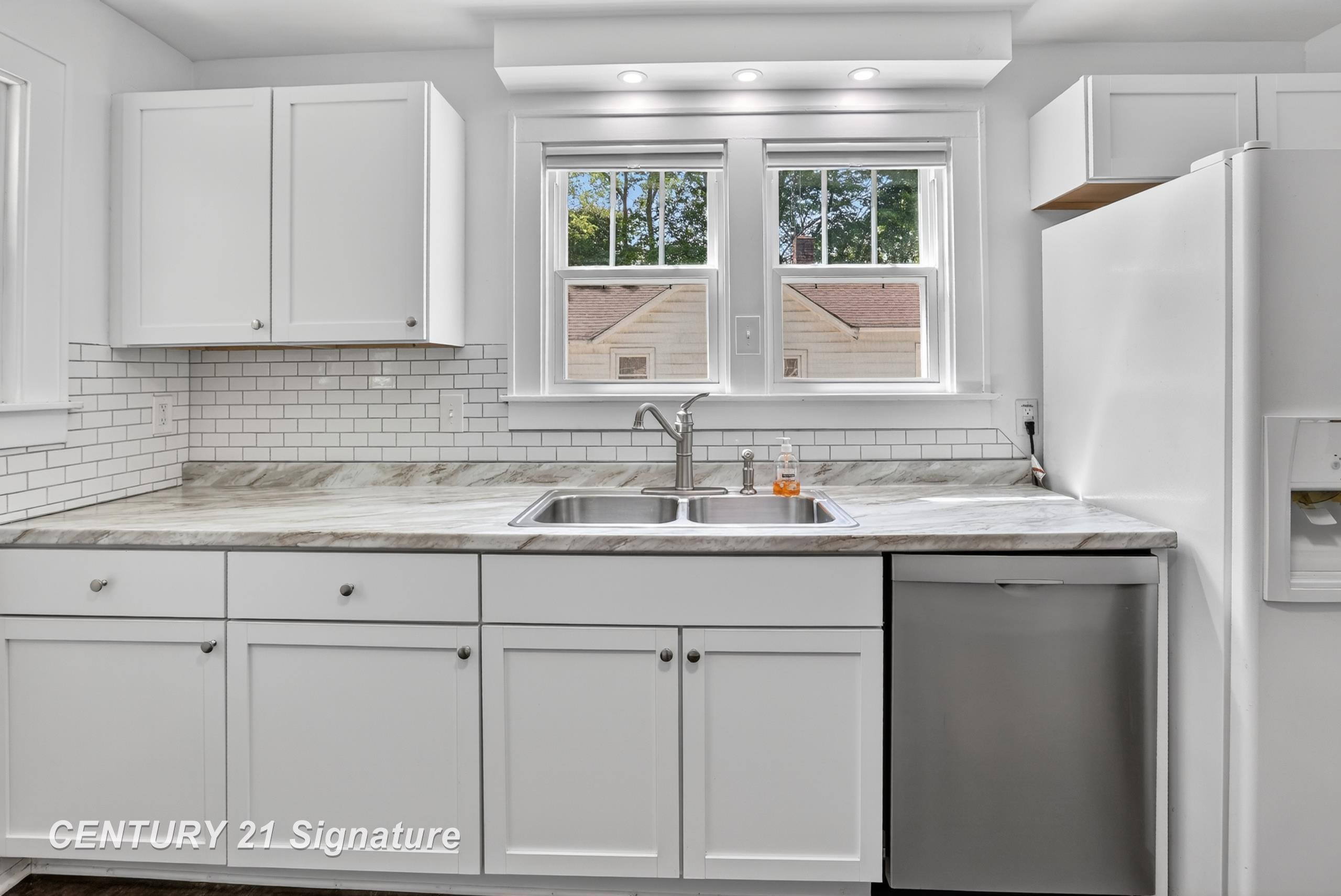 1202 Jerome Street, Midland, MI 48640 — Photo 18