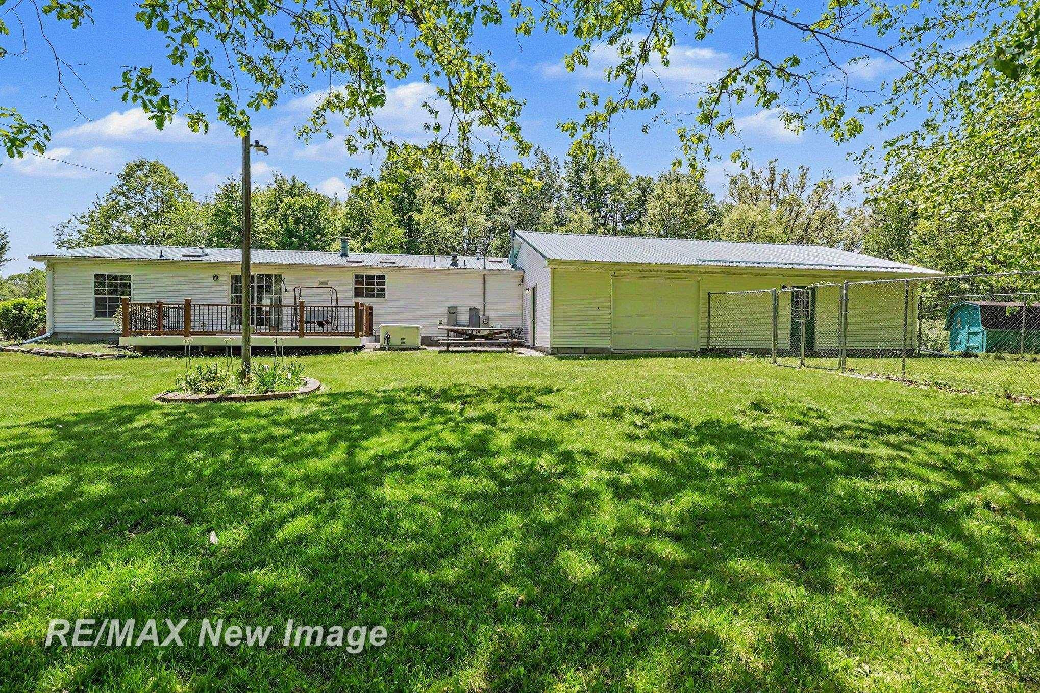 2827 N Eleven Mile Road, Coleman, MI 48618 — Photo 32