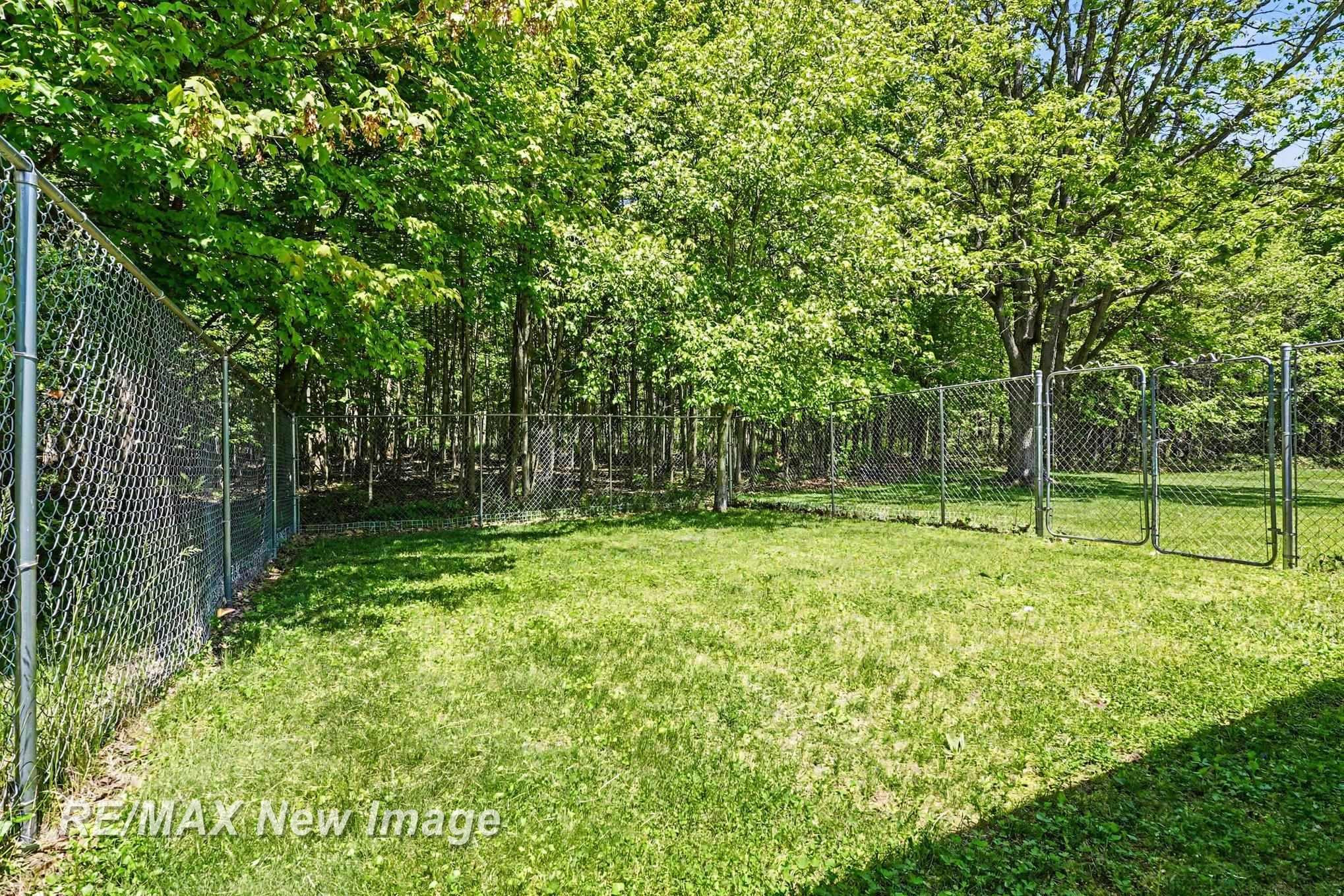 2827 N Eleven Mile Road, Coleman, MI 48618 — Photo 35
