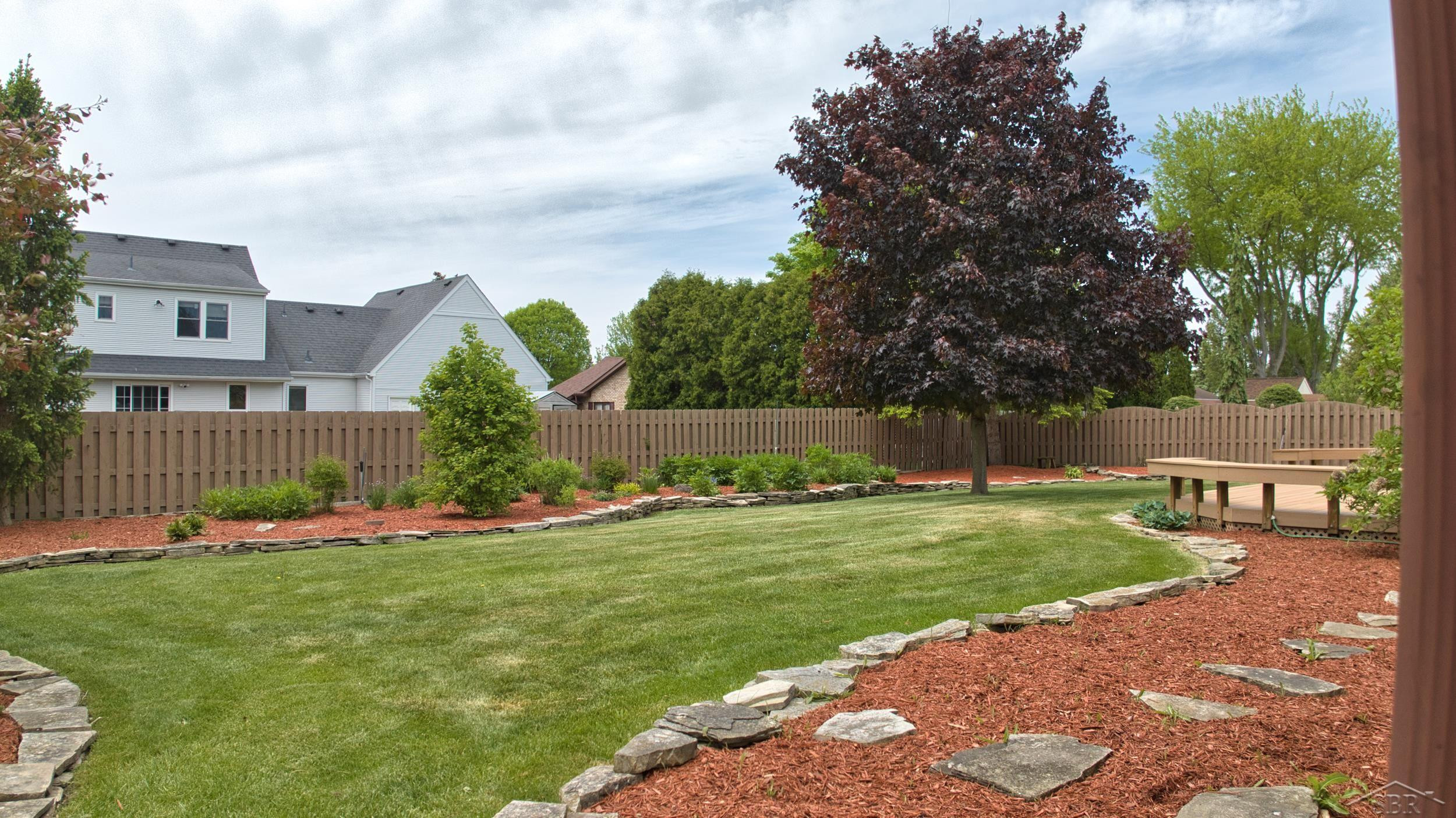 759 Pilgram Dr. E Drive, Saginaw, MI 48638 — Photo 16