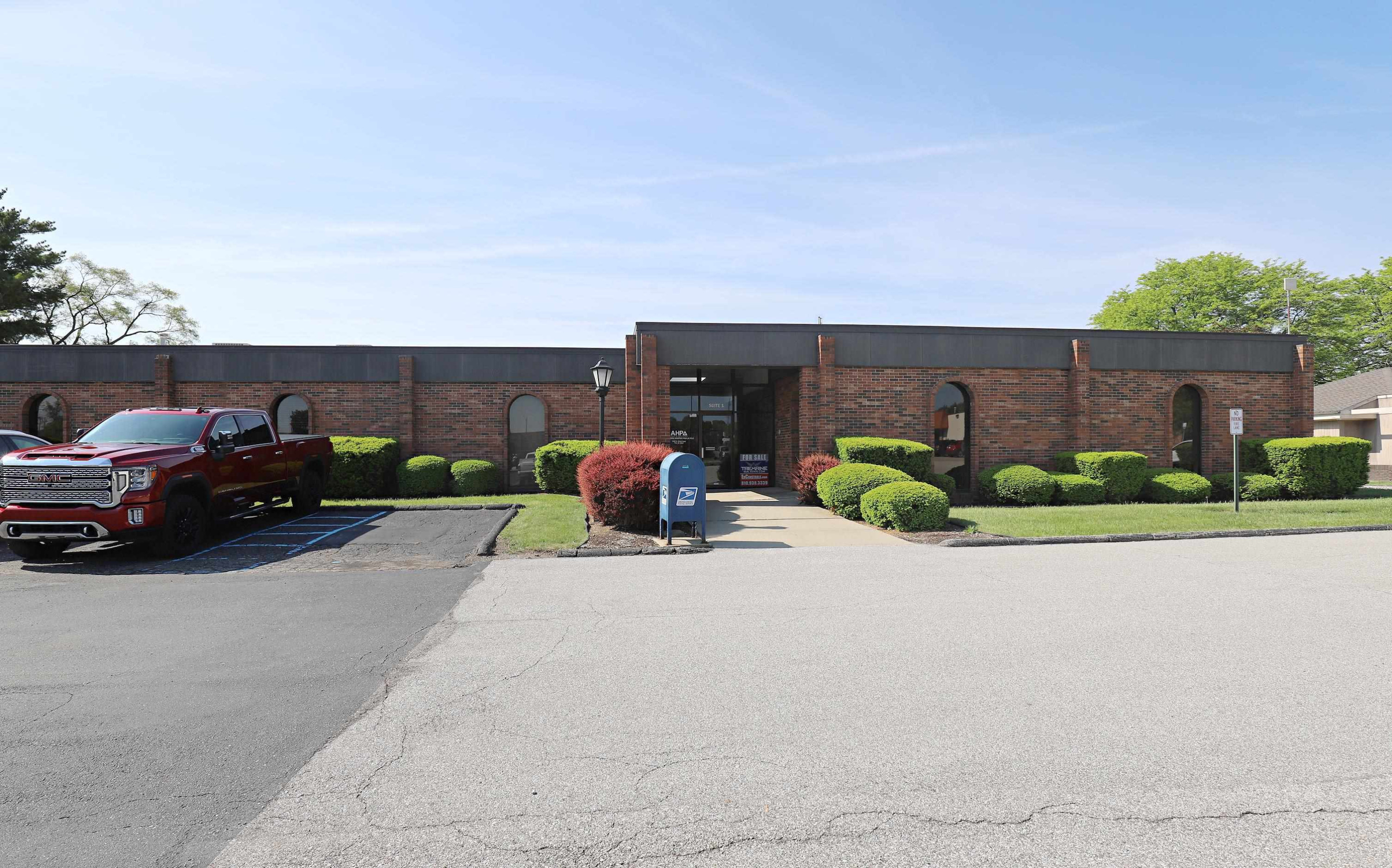 5080 W Bristol Road, Suite 2, Flint, MI 48532 — Photo 2