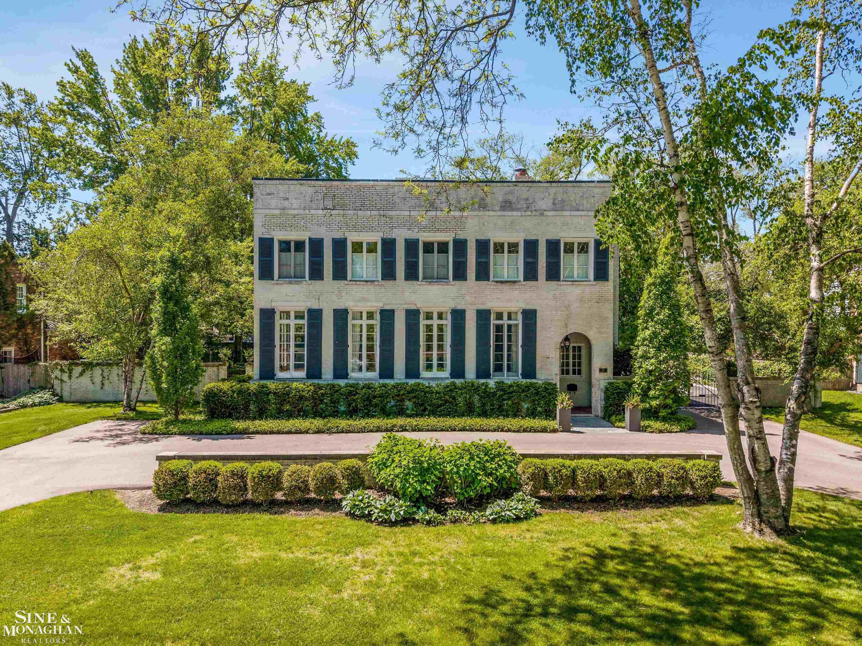 115 Lewiston Road, Grosse Pointe Farms, MI 48236