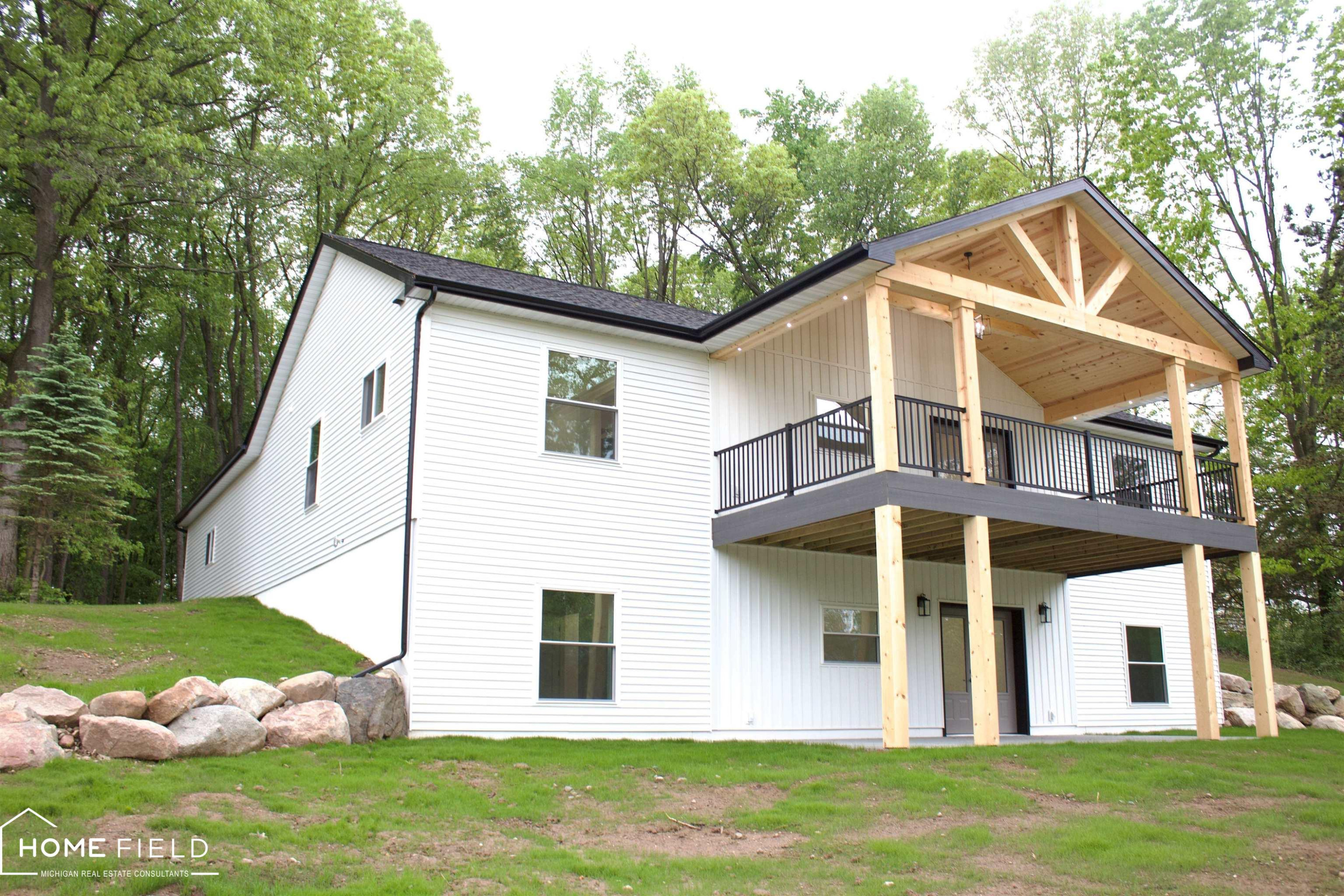 11175 S State Road, Morrice, MI 48857