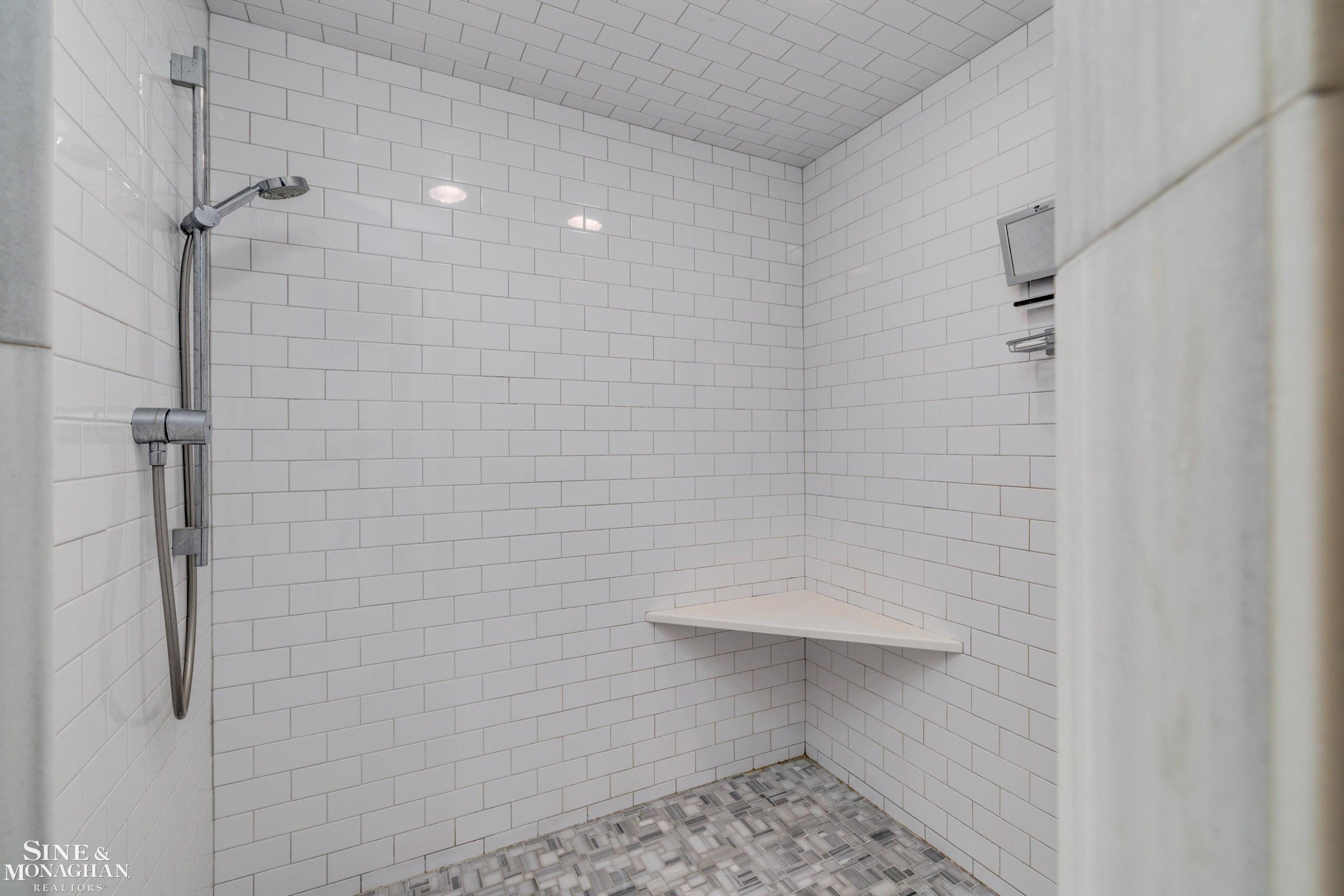 115 Lewiston Road, Grosse Pointe Farms, MI 48236 — Photo 37
