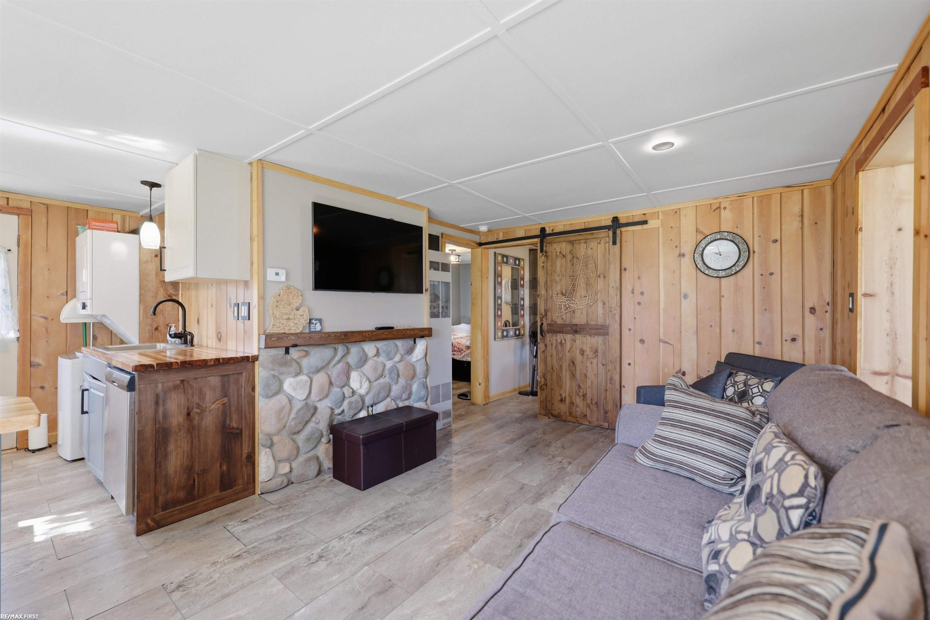 7426 Birchwood Road, Lexington, MI 48450 — Photo 12
