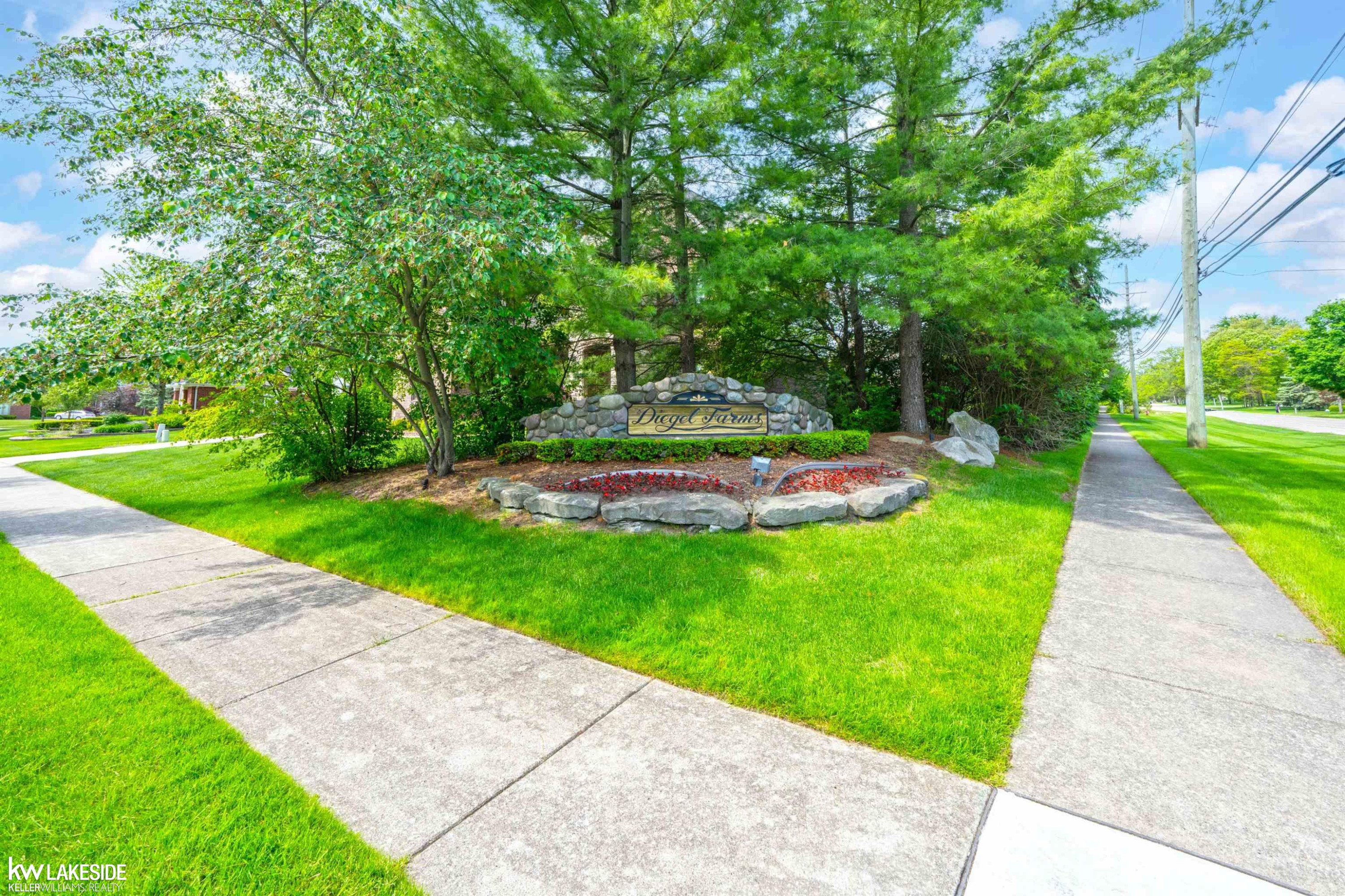 54213 Flamingo Drive, Utica, MI 48315 — Photo 10