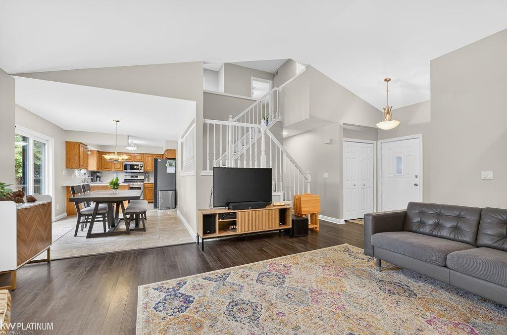 54329 Avondale Drive, New Baltimore, MI 48047 — Photo 5