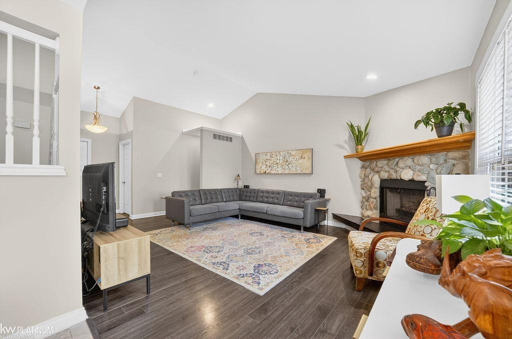 54329 Avondale Drive, New Baltimore, MI 48047 — Photo 6