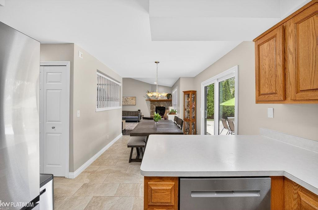 54329 Avondale Drive, New Baltimore, MI 48047 — Photo 9
