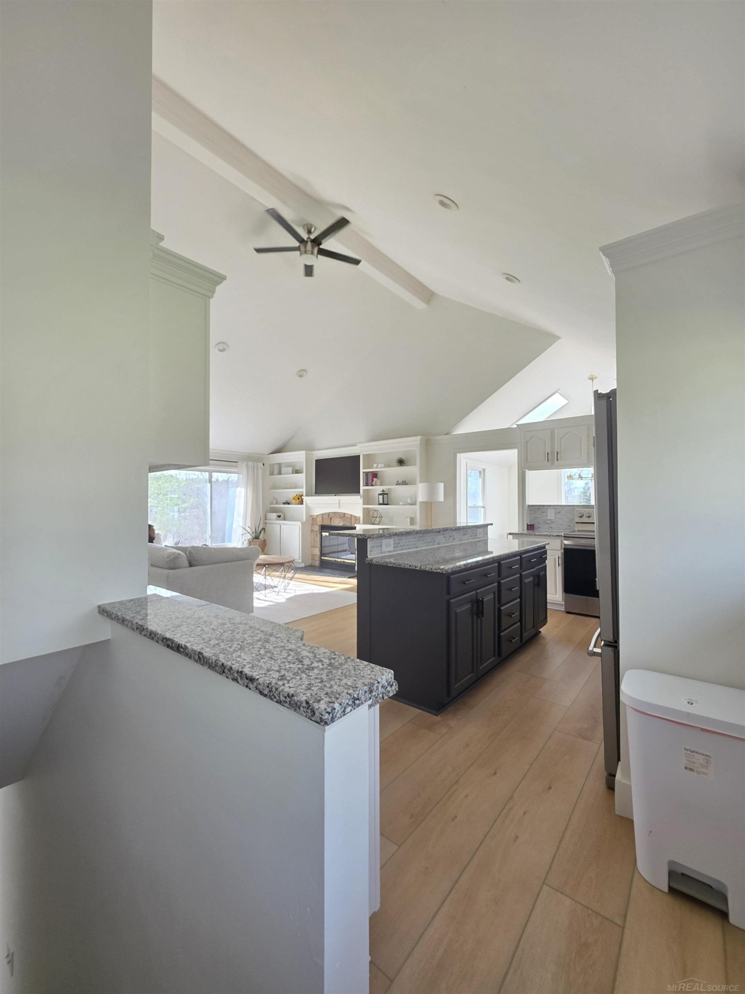 1051 Swan Lane, Fenton, MI 48430 — Photo 38