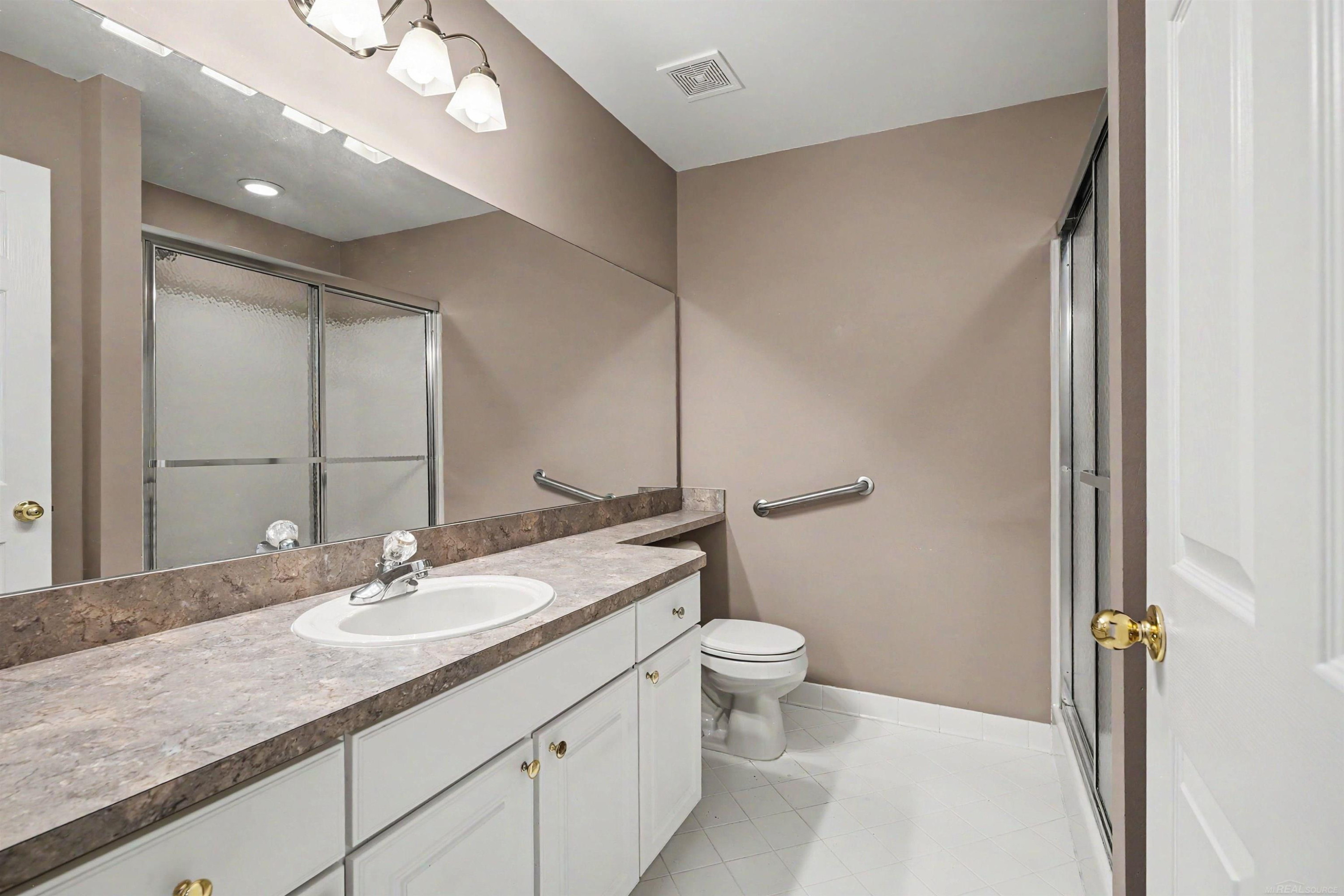 42349 Bayberry Street, Clinton Twp, MI 48038 — Photo 12