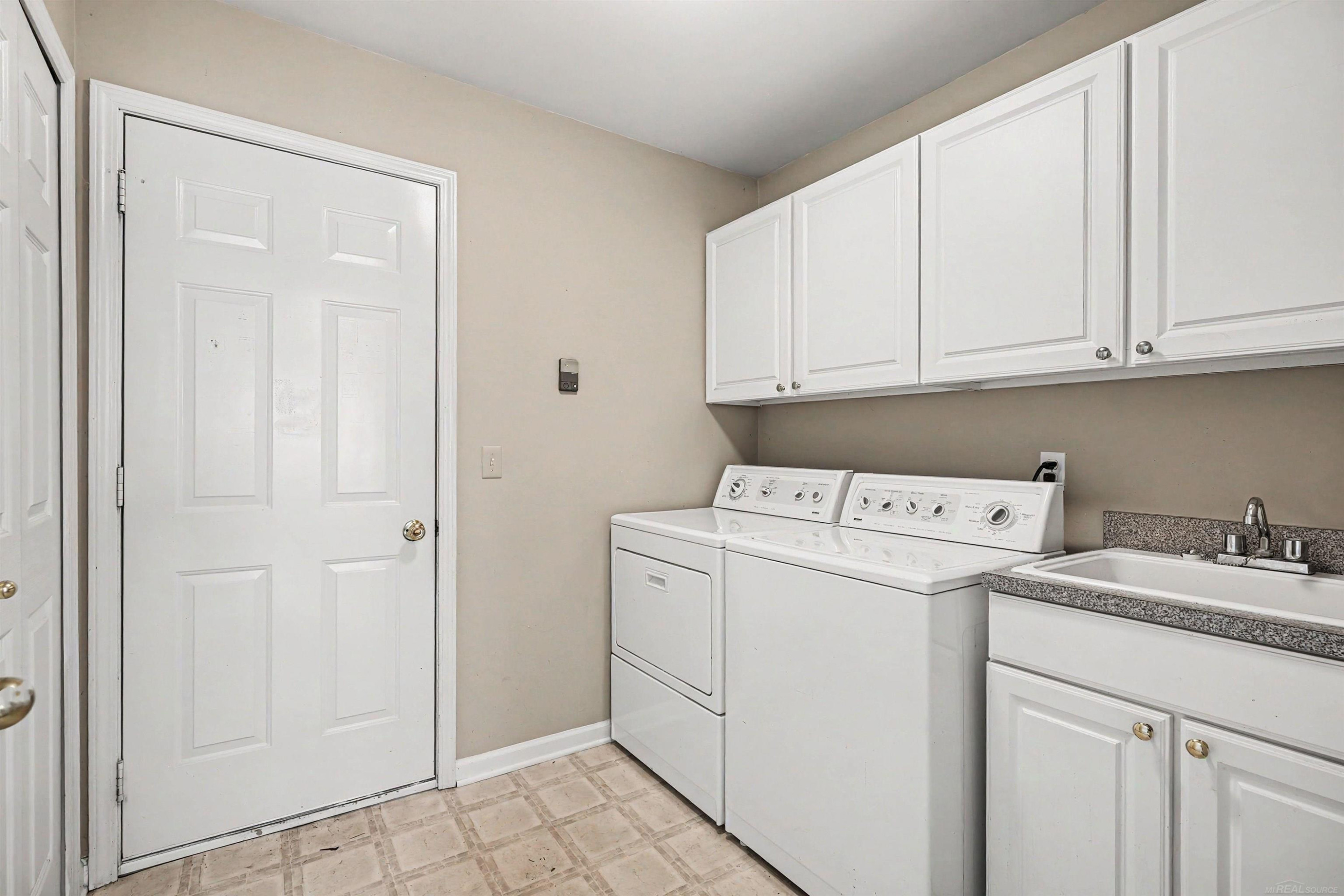 42349 Bayberry Street, Clinton Twp, MI 48038 — Photo 23
