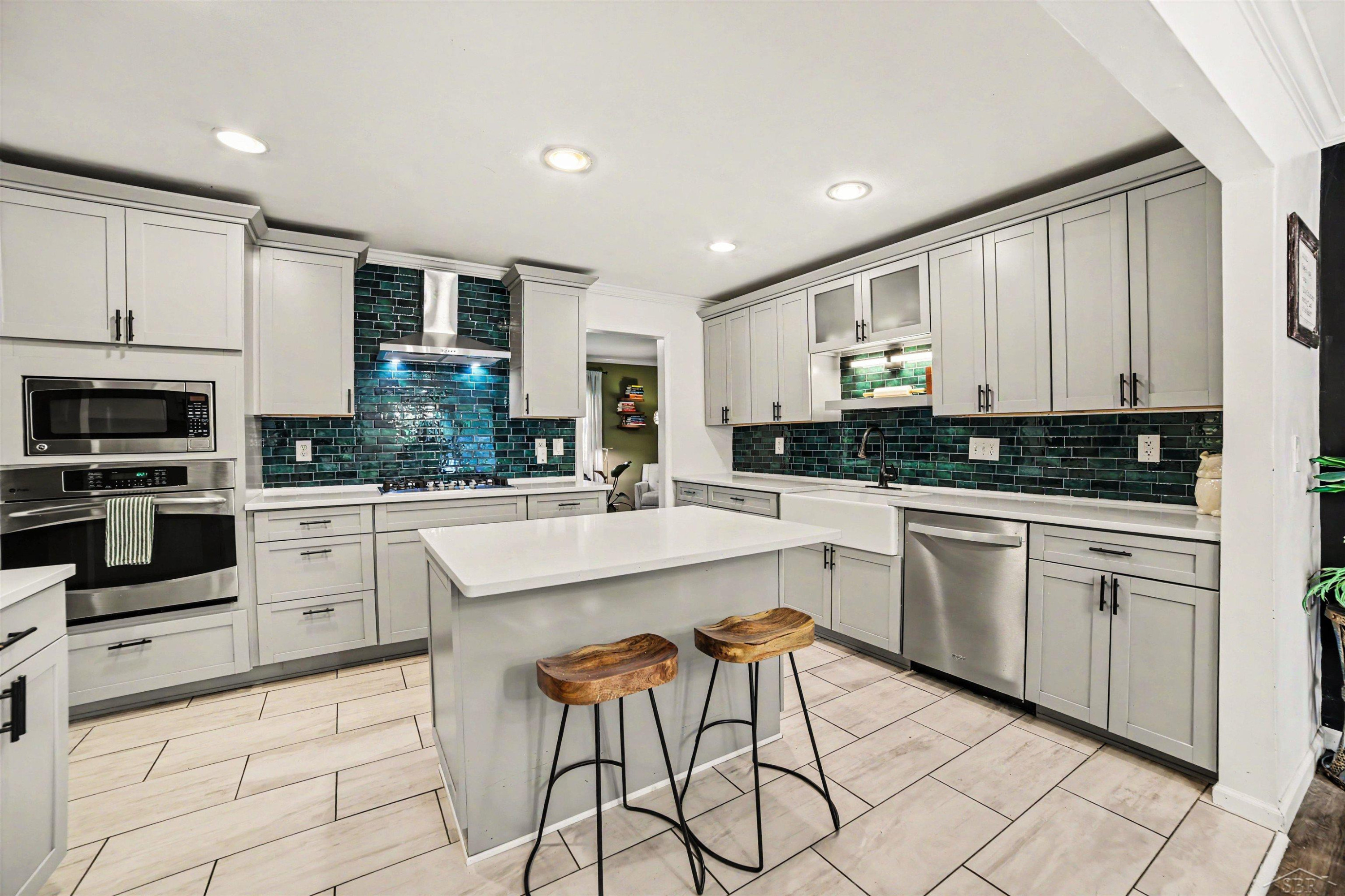 434 N River Road, Saginaw, MI 48609 — Photo 8