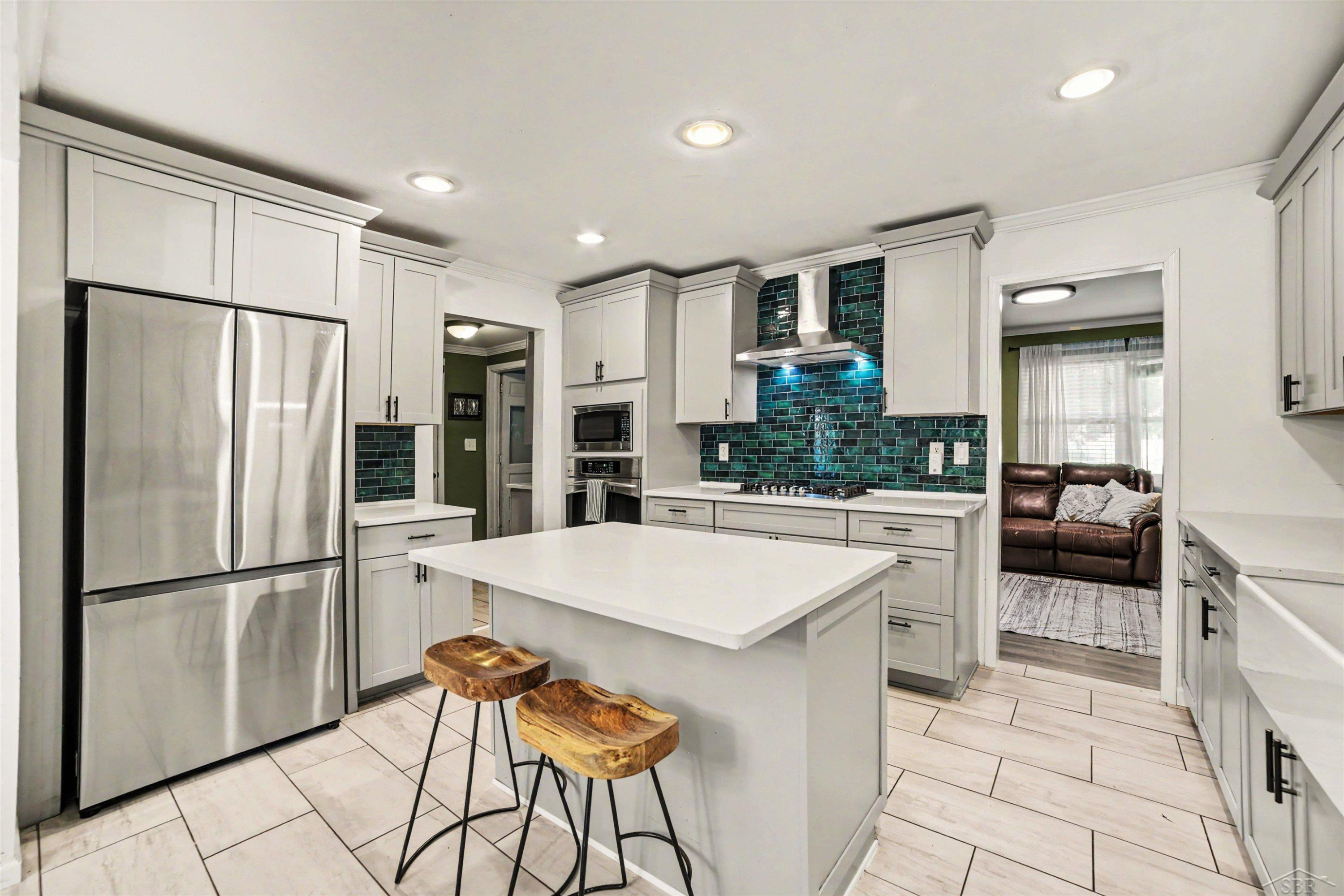 434 N River Road, Saginaw, MI 48609 — Photo 9