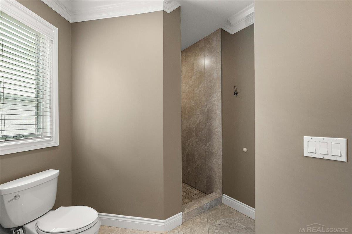 54245 Queensborough Drive, Shelby Twp, MI 48315 — Photo 35
