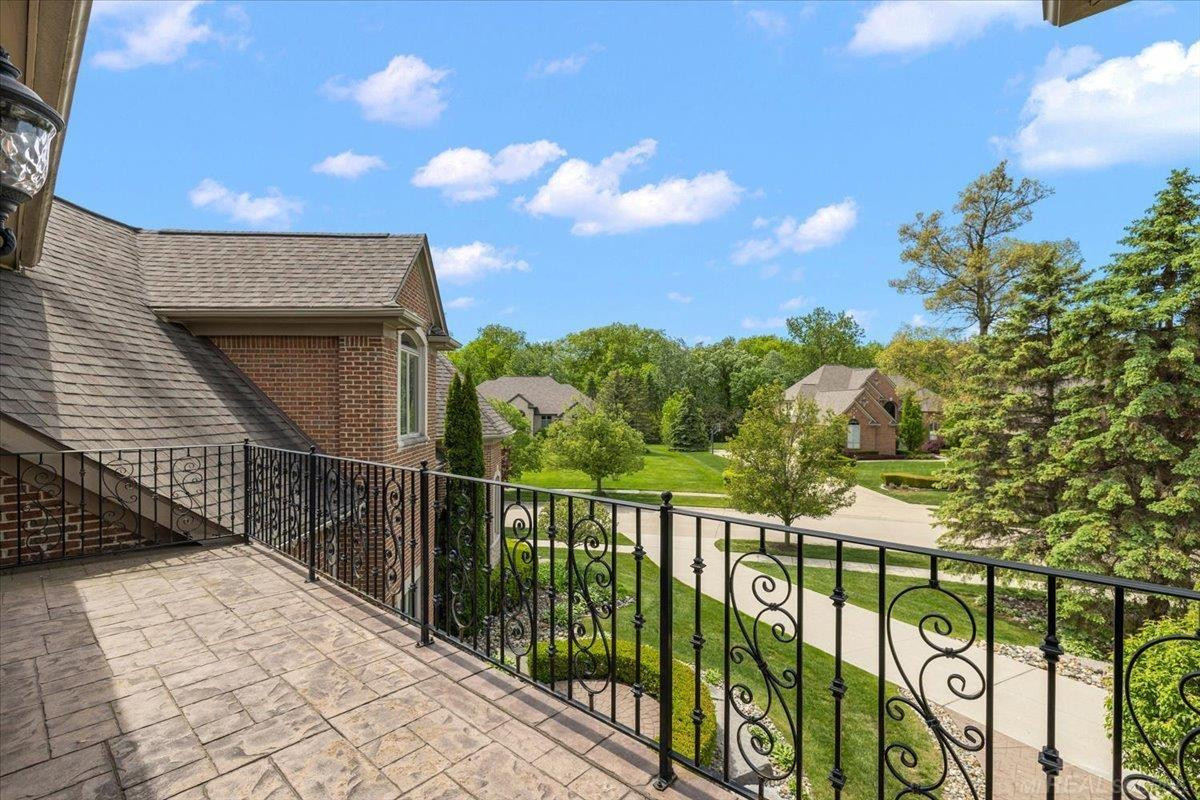 54245 Queensborough Drive, Shelby Twp, MI 48315 — Photo 54