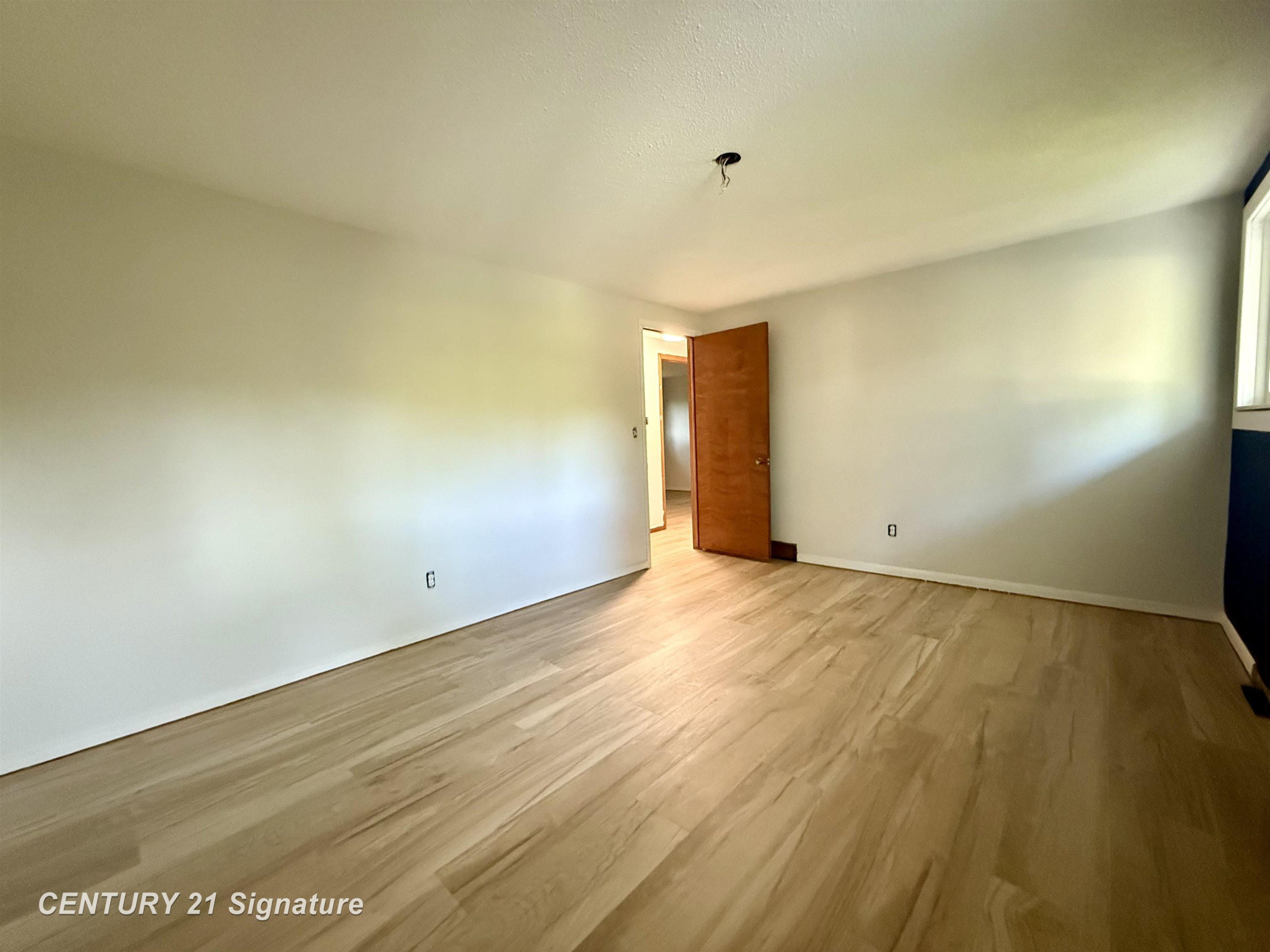 7860 Luann Street, Saginaw, MI 48609 — Photo 13