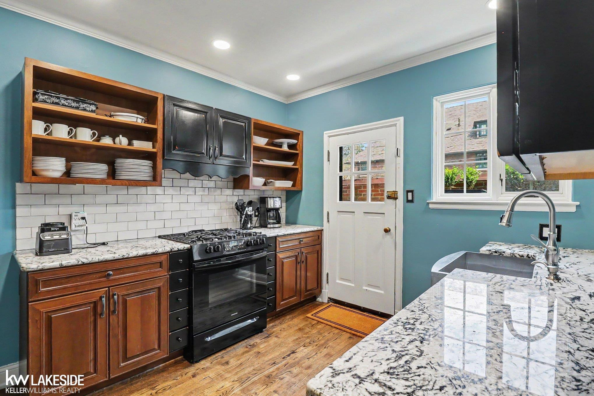 286 Rivard Boulevard, Grosse Pointe, MI 48230 — Photo 16